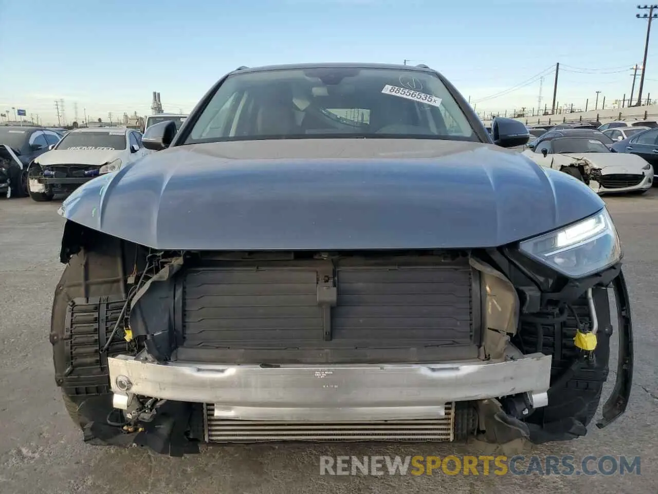 5 fotografías del automóvil dañado WA1EAAFY6N2048694 AUDI Q5 2022