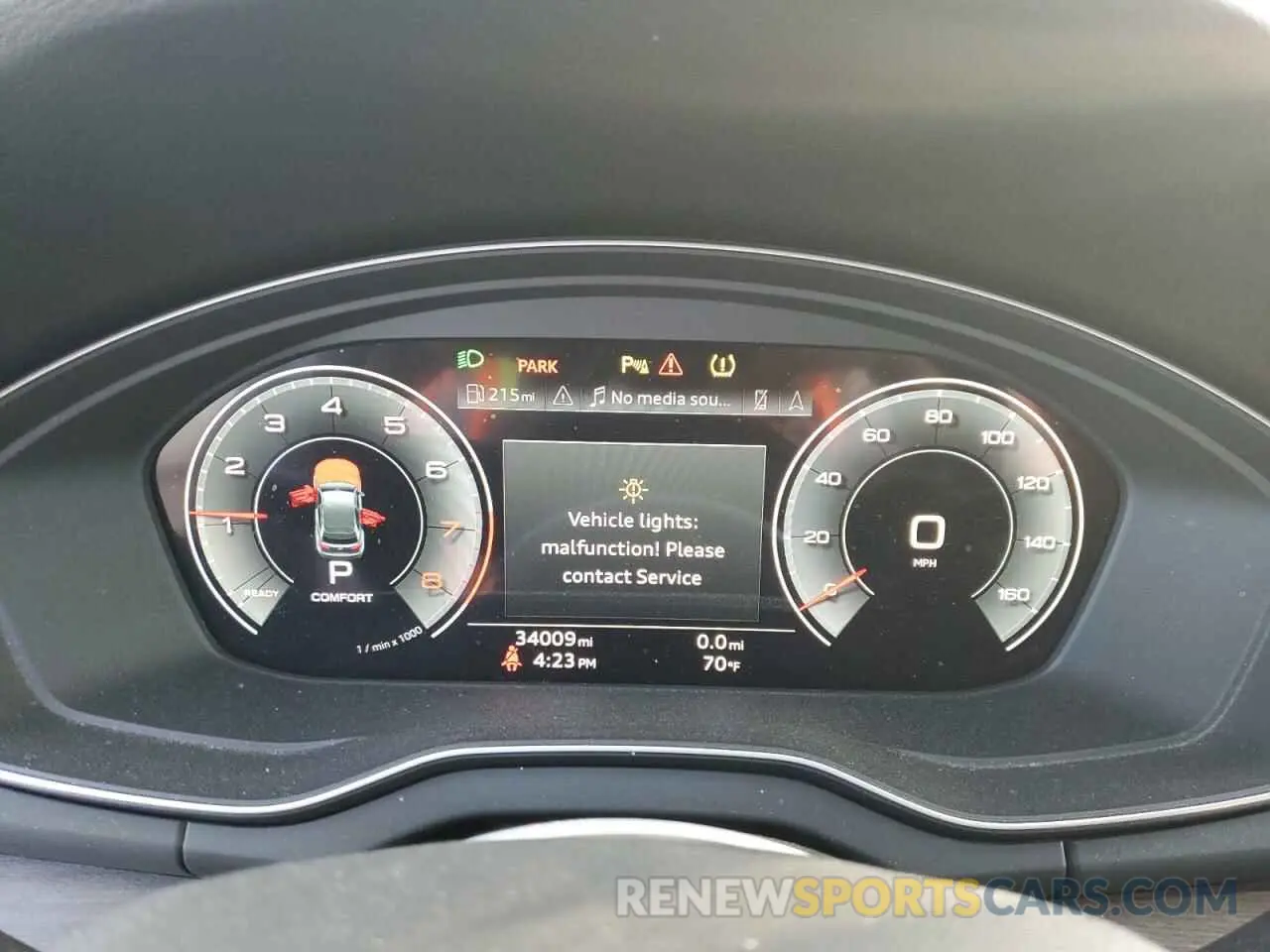 9 fotografías del automóvil dañado WA1EAAFY6N2048694 AUDI Q5 2022