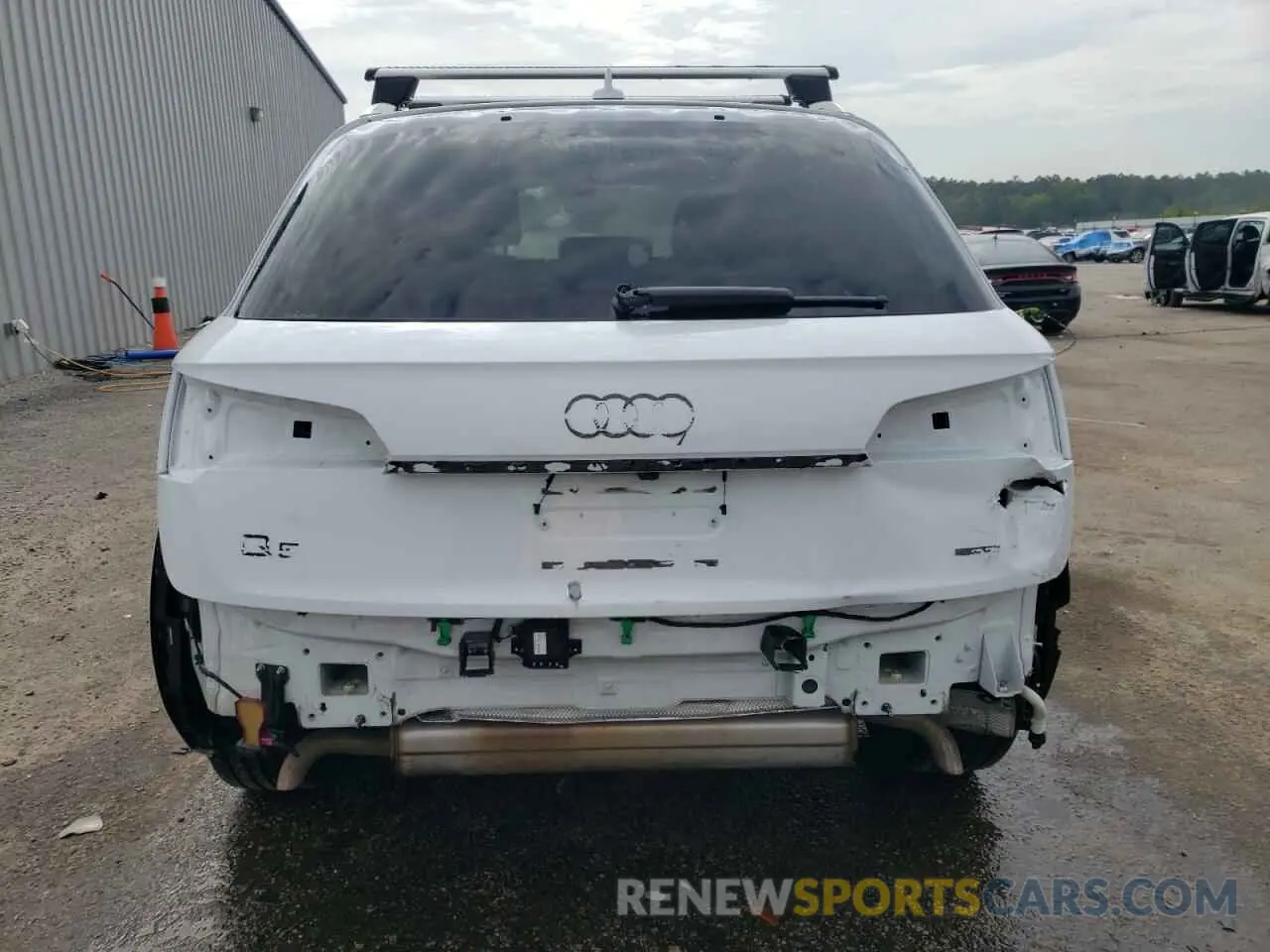 6 fotografías del automóvil dañado WA1EAAFY6N2071392 AUDI Q5 2022