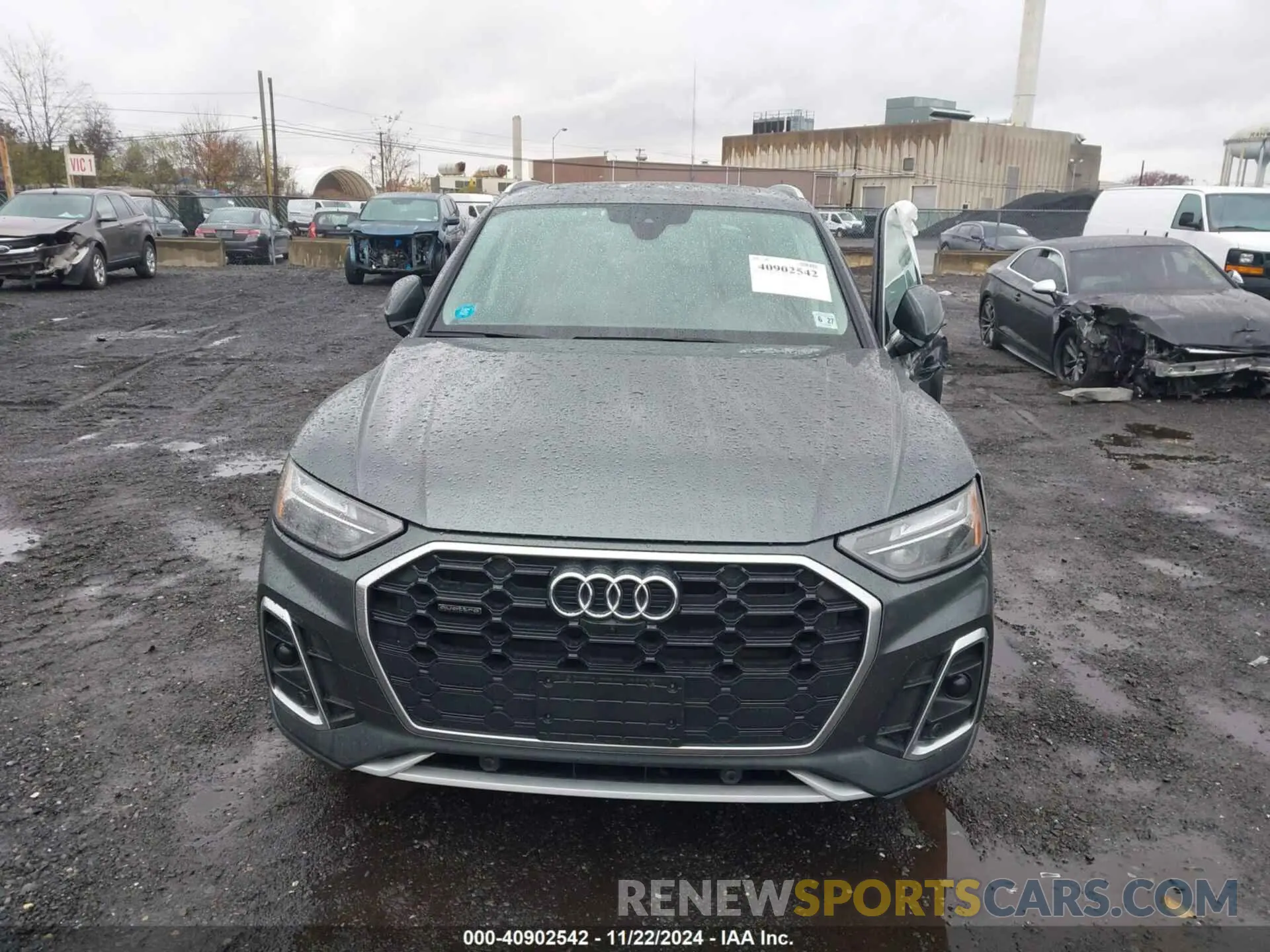 12 fotografías del automóvil dañado WA1EAAFY6N2072039 AUDI Q5 2022