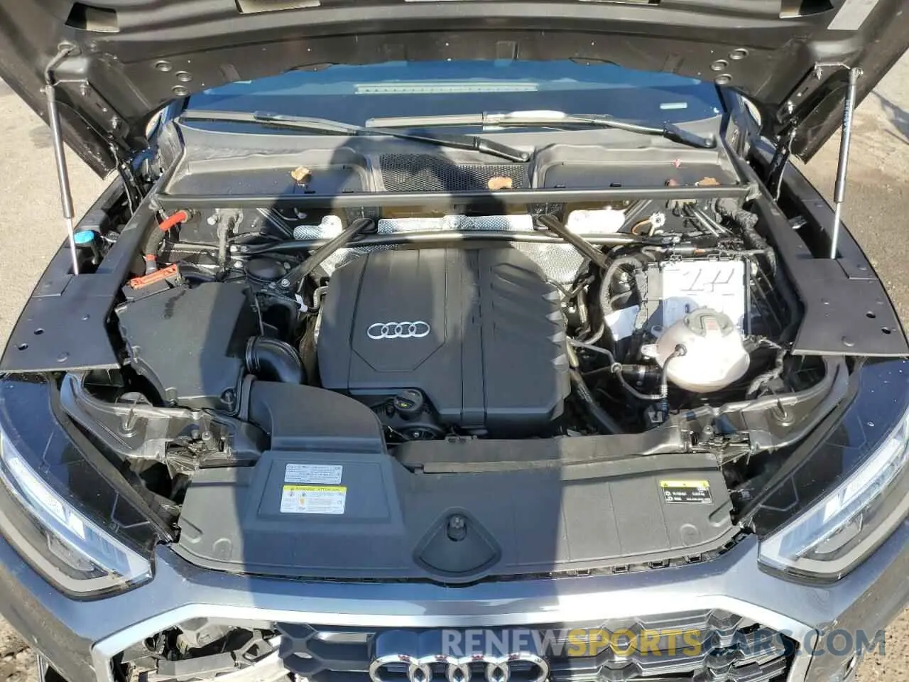 12 fotografías del automóvil dañado WA1EAAFY6N2104682 AUDI Q5 2022