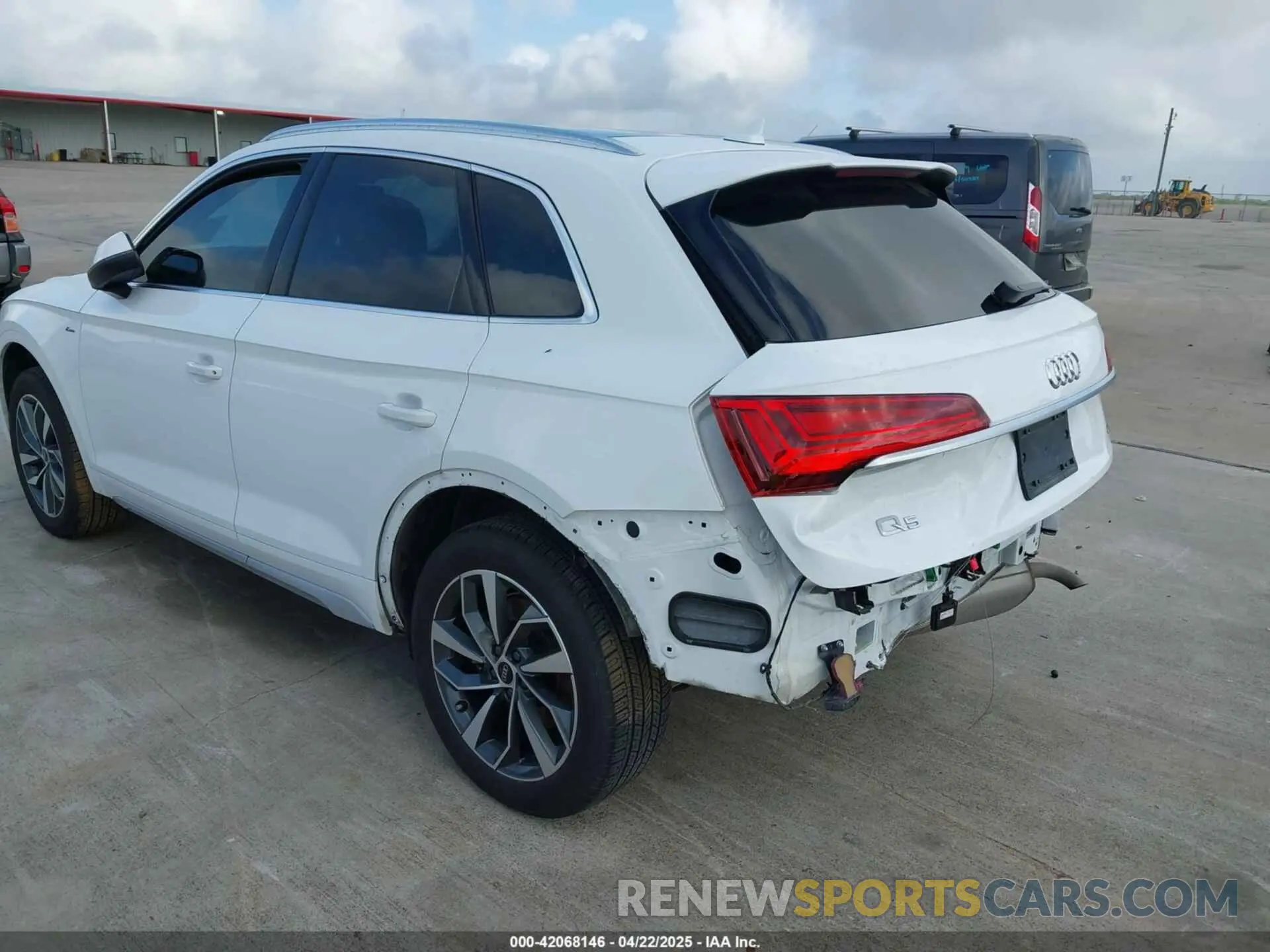 3 fotografías del automóvil dañado WA1EAAFY7N2088928 AUDI Q5 2022