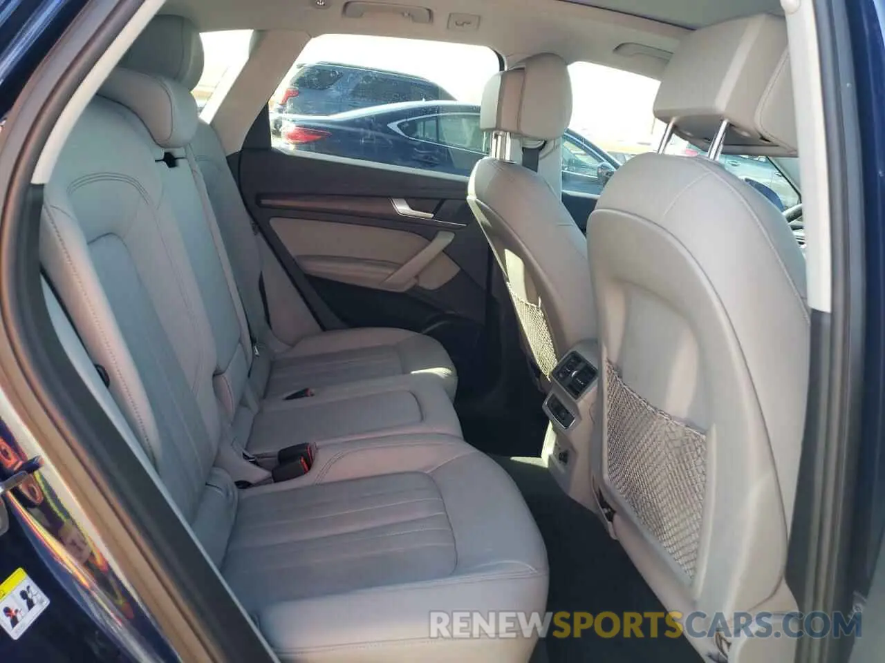 11 fotografías del automóvil dañado WA1EAAFY8N2006026 AUDI Q5 2022