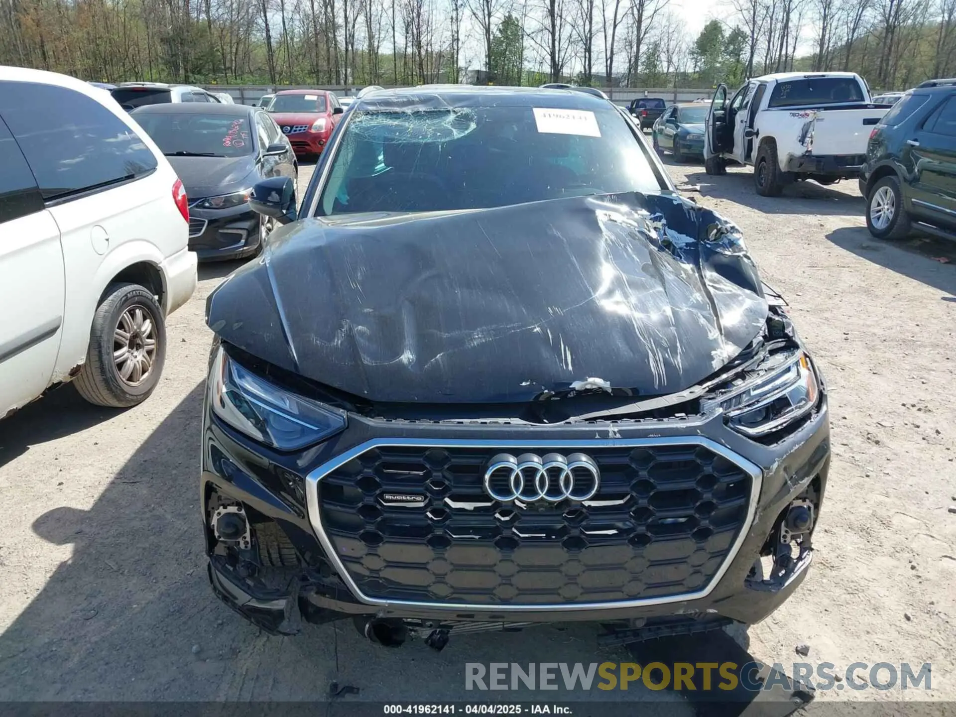 12 fotografías del automóvil dañado WA1EAAFY8N2019875 AUDI Q5 2022