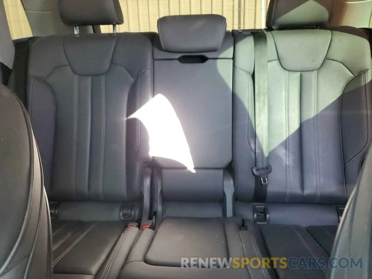 10 fotografías del automóvil dañado WA1FAAFY4N2007744 AUDI Q5 2022