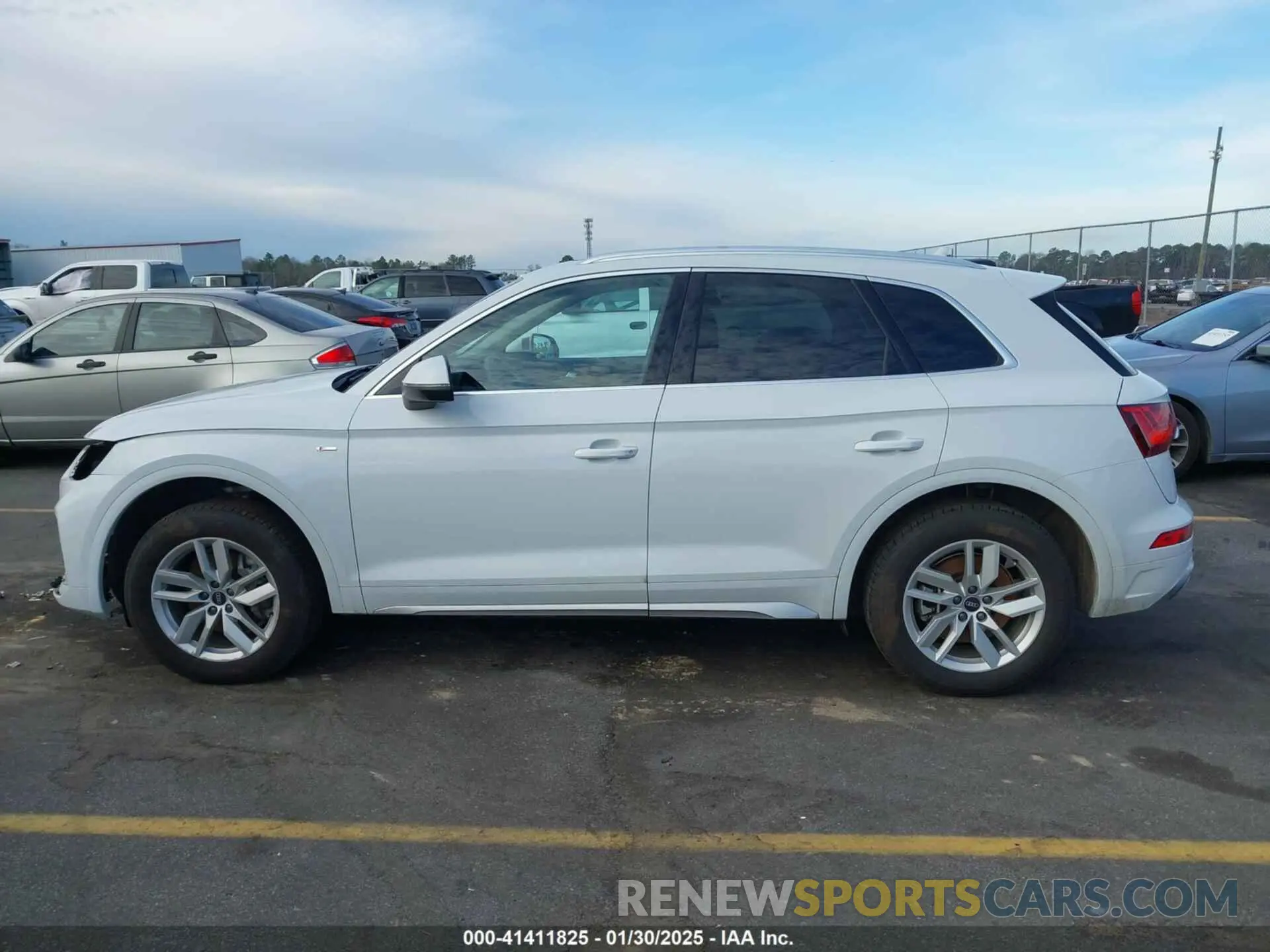 15 fotografías del automóvil dañado WA1GAAFY2N2003728 AUDI Q5 2022