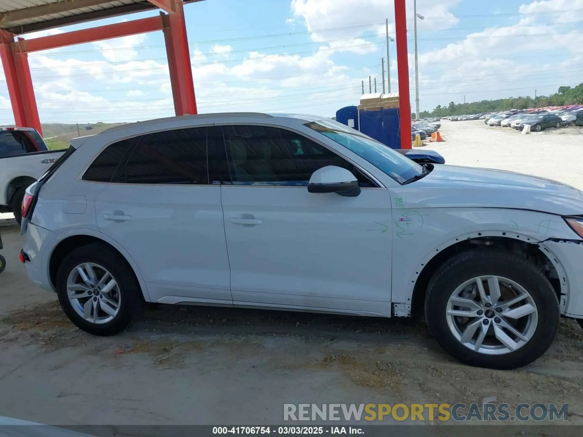 14 fotografías del automóvil dañado WA1GAAFY4N2003472 AUDI Q5 2022