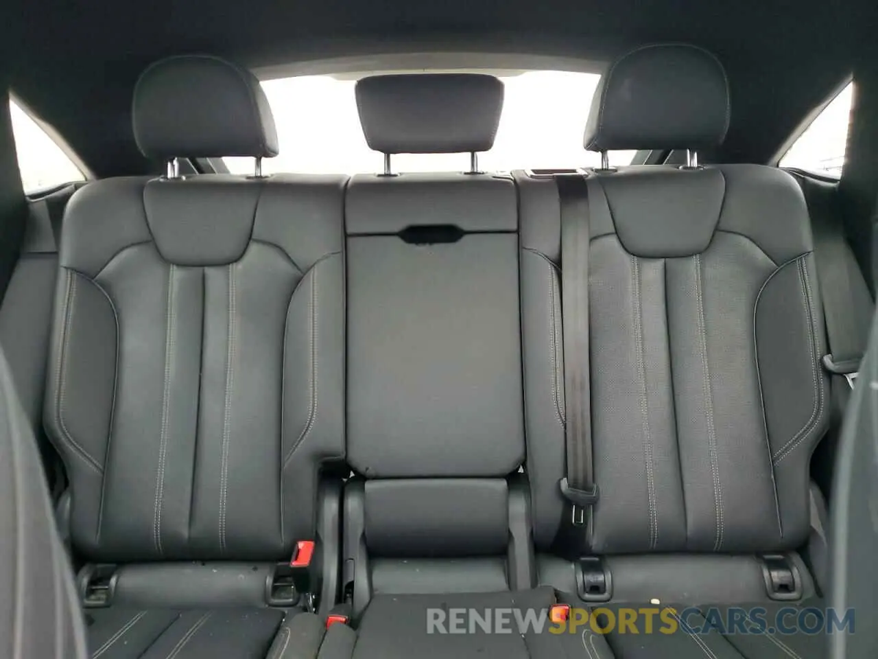 10 fotografías del automóvil dañado WA16AAFY0P2001703 AUDI Q5 2023