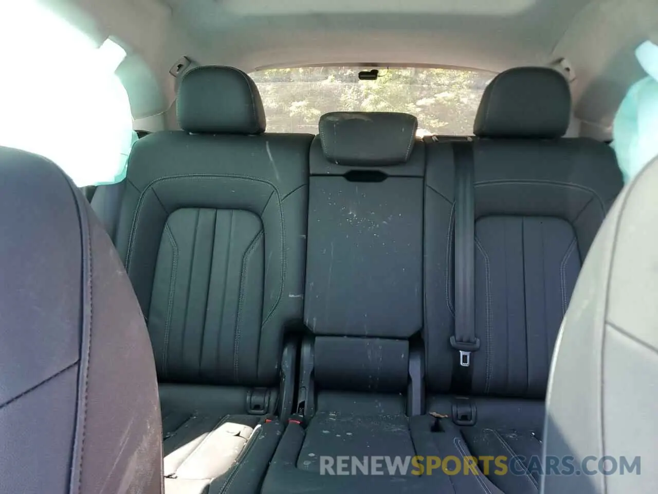 10 fotografías del automóvil dañado WA1ABAFY0P2161992 AUDI Q5 2023