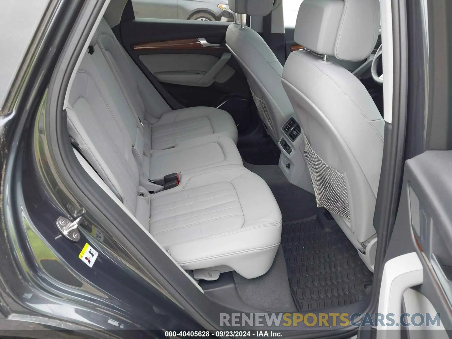8 fotografías del automóvil dañado WA1ABAFY1P2186044 AUDI Q5 2023