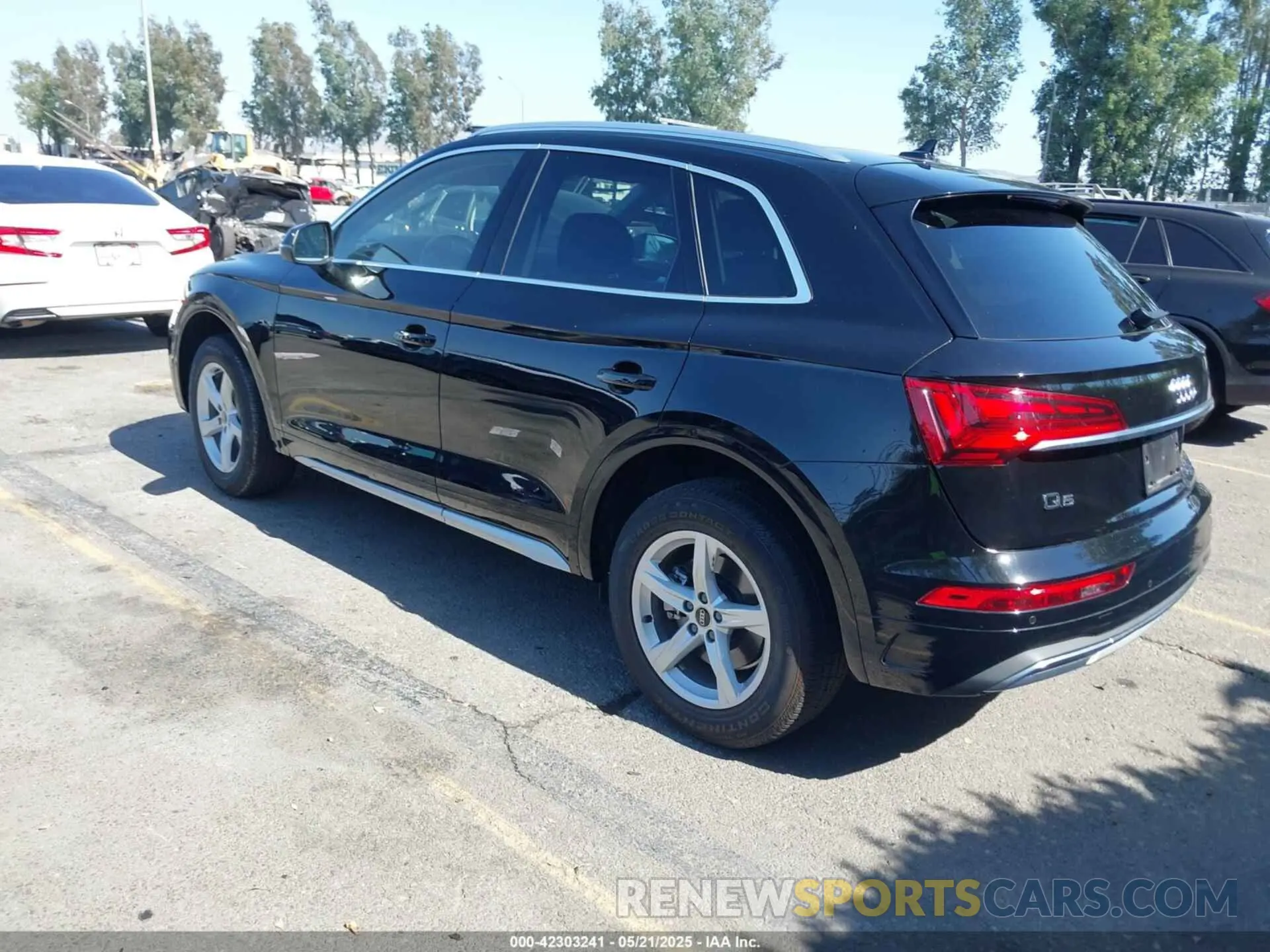 3 fotografías del automóvil dañado WA1ABAFY1P2188442 AUDI Q5 2023