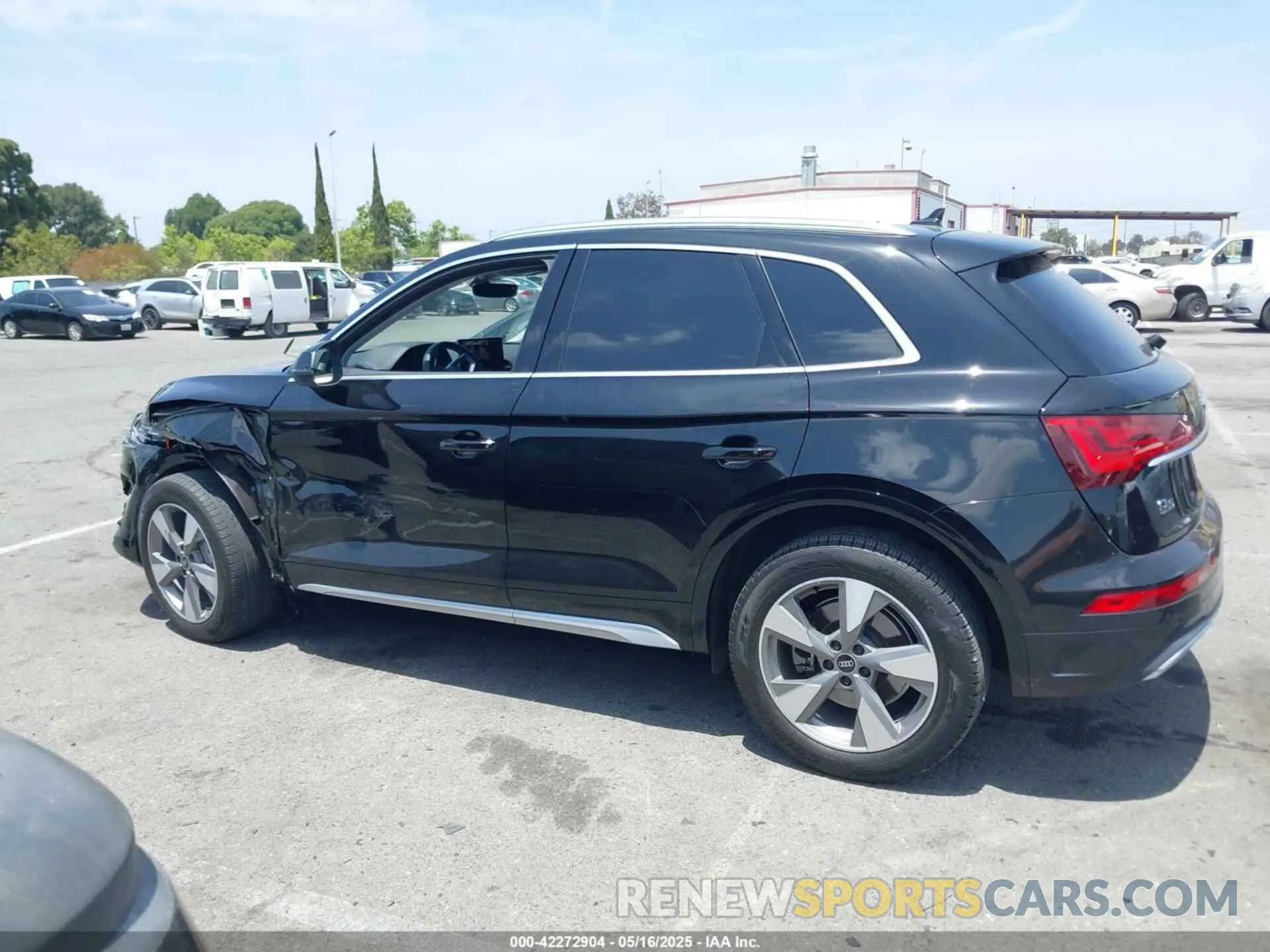 14 fotografías del automóvil dañado WA1ABAFY2P2132364 AUDI Q5 2023