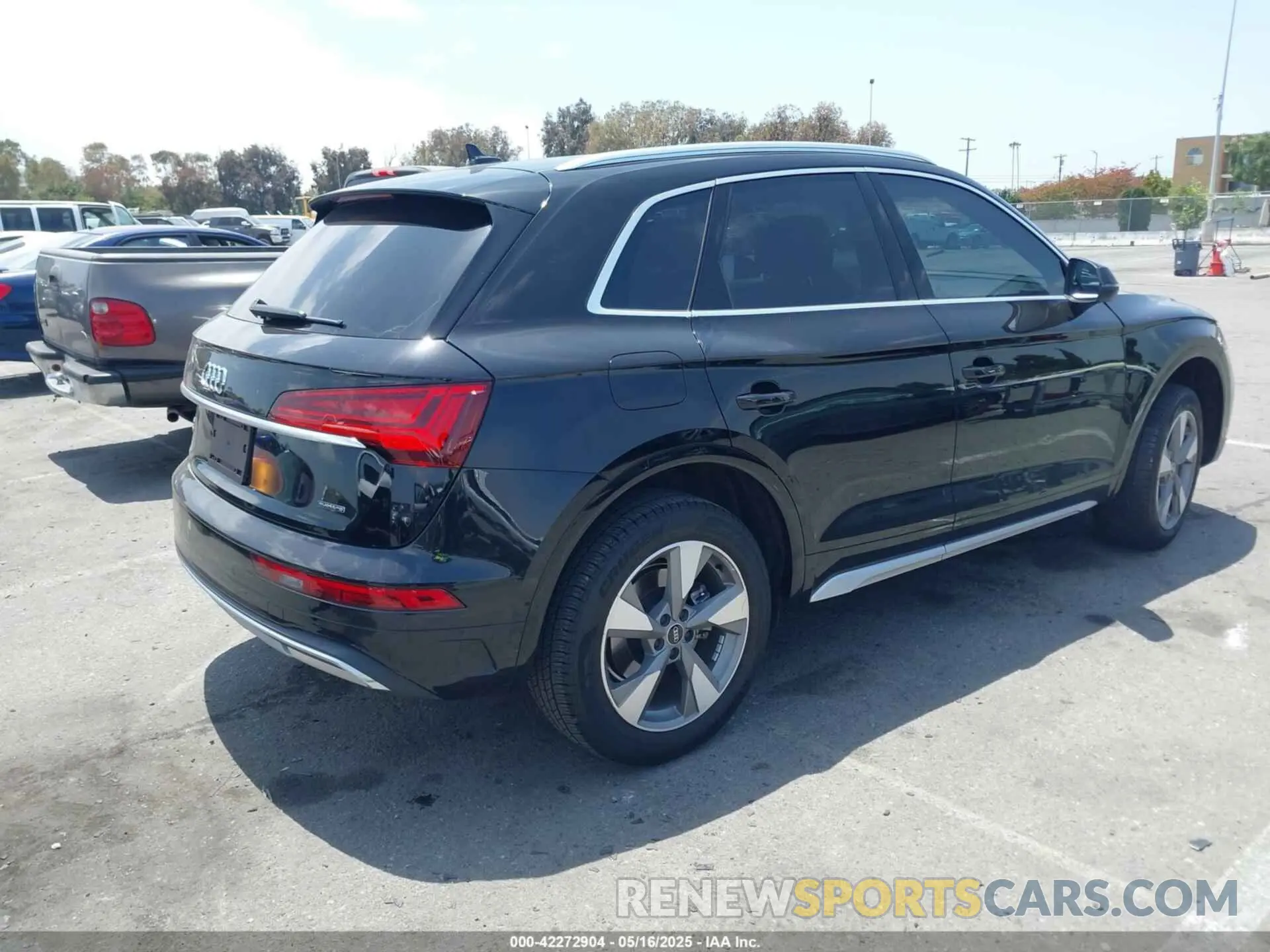 4 fotografías del automóvil dañado WA1ABAFY2P2132364 AUDI Q5 2023