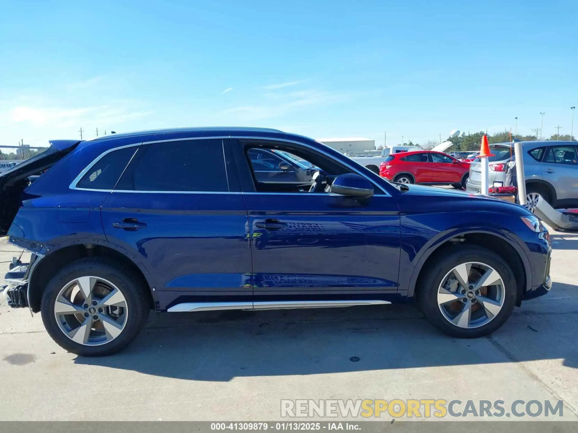 14 fotografías del automóvil dañado WA1BBAFYXP2195975 AUDI Q5 2023