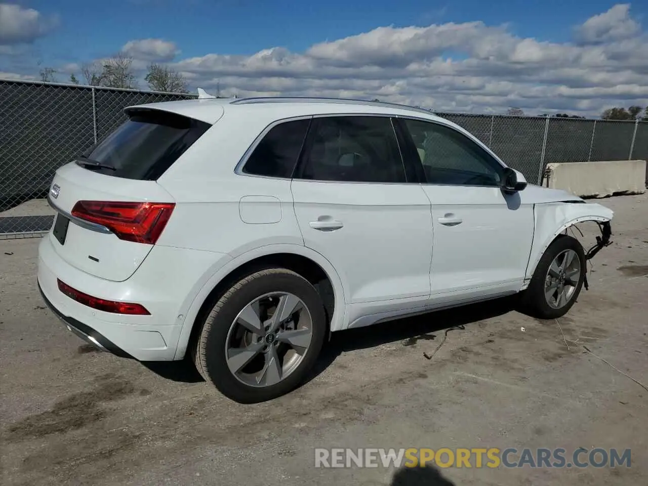 3 fotografías del automóvil dañado WA1CBAFY0P2099812 AUDI Q5 2023