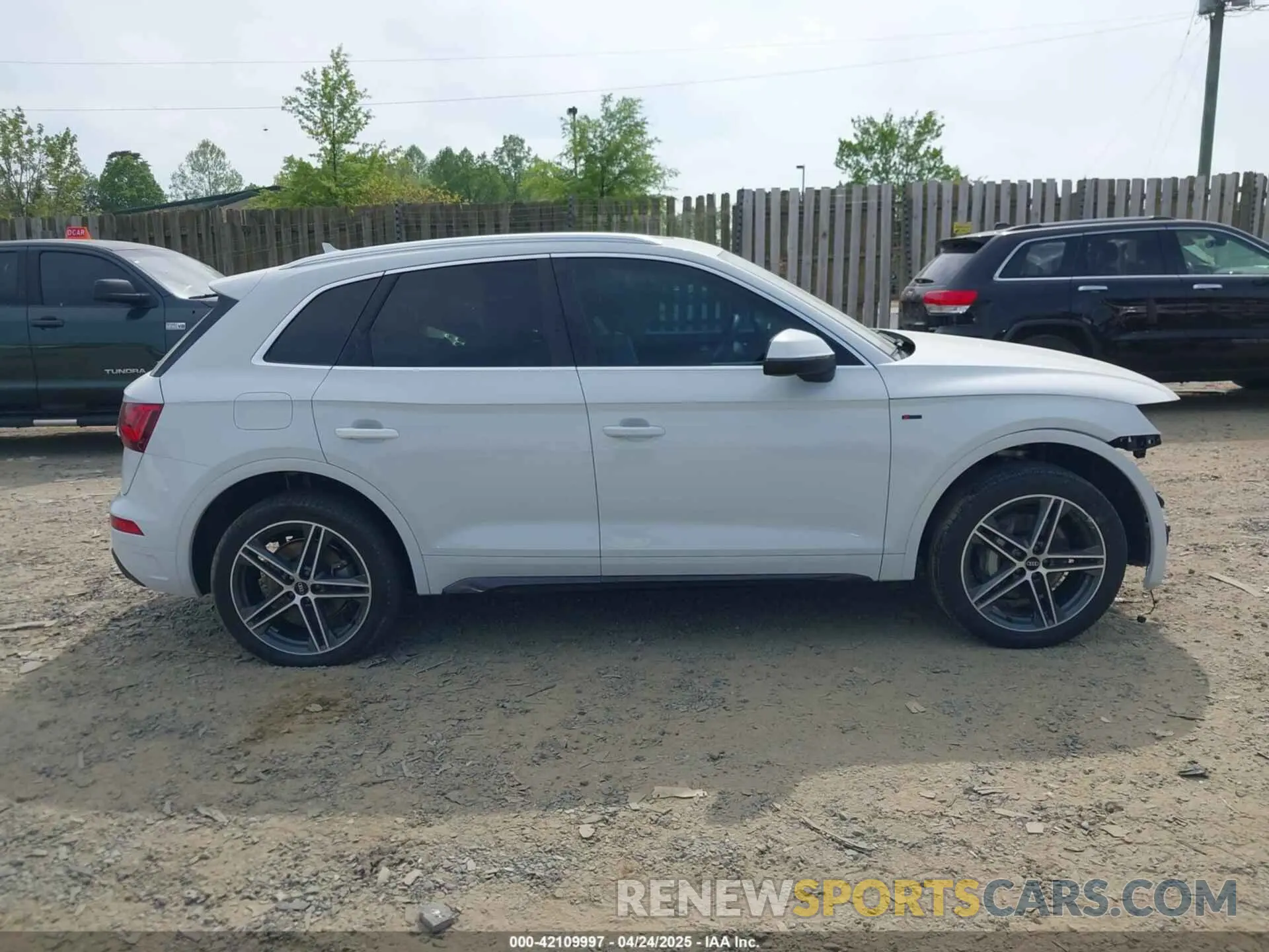 14 fotografías del automóvil dañado WA1E2BFY5P2092062 AUDI Q5 2023
