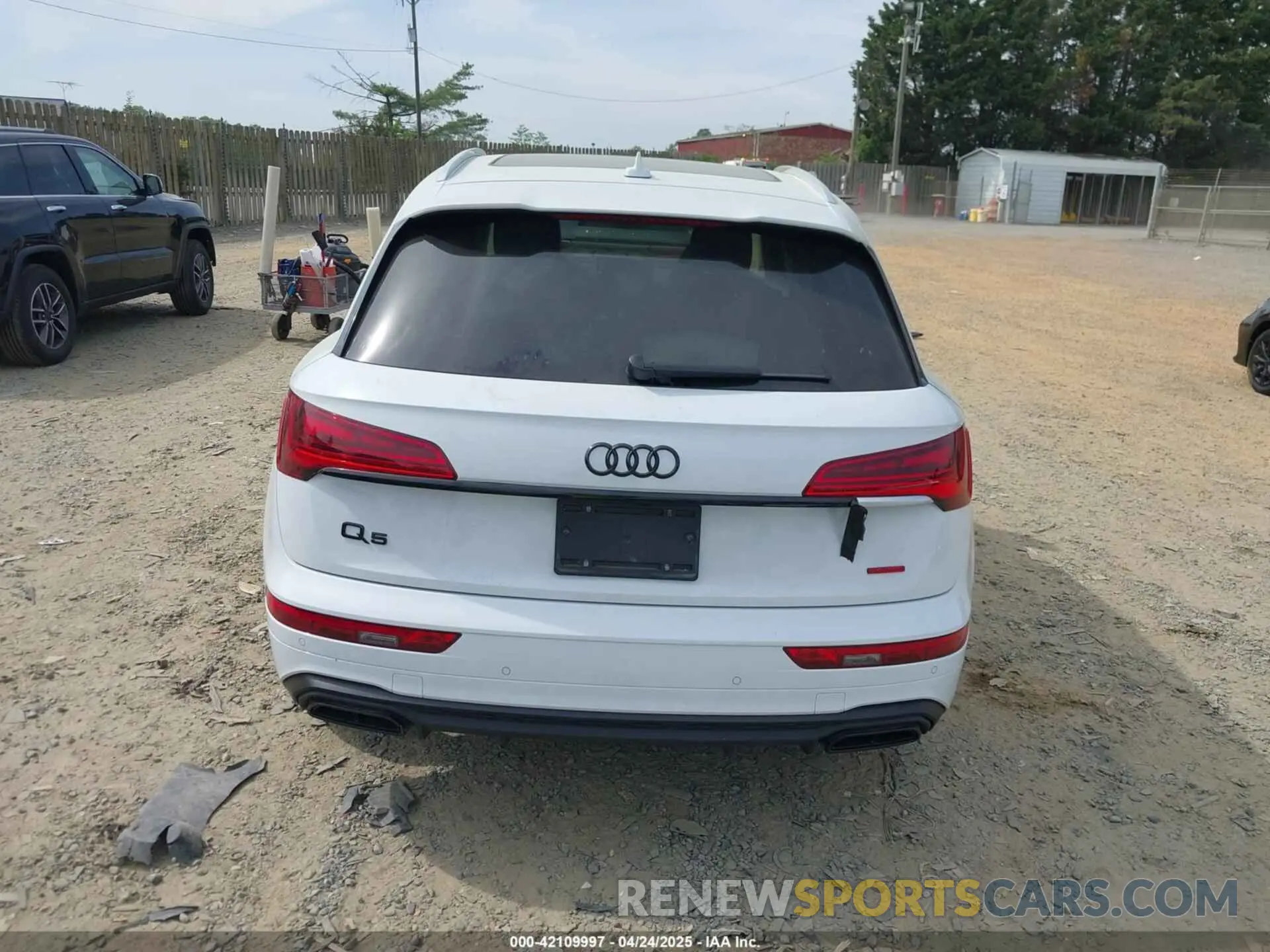 17 fotografías del automóvil dañado WA1E2BFY5P2092062 AUDI Q5 2023