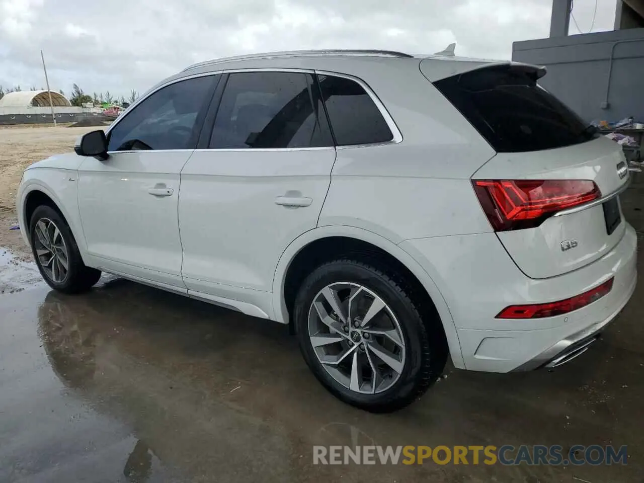 2 fotografías del automóvil dañado WA1EAAFY0P2162466 AUDI Q5 2023