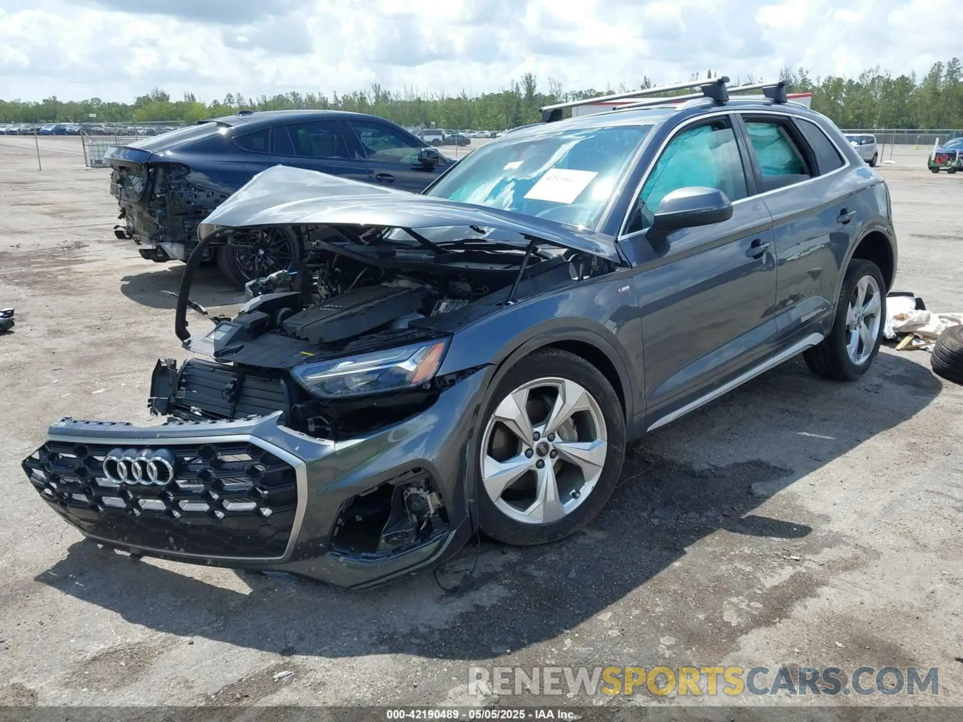 2 fotografías del automóvil dañado WA1EAAFY1P2088376 AUDI Q5 2023