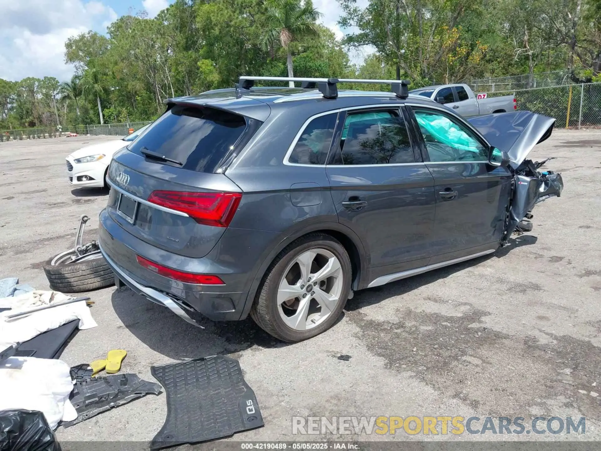 4 fotografías del automóvil dañado WA1EAAFY1P2088376 AUDI Q5 2023