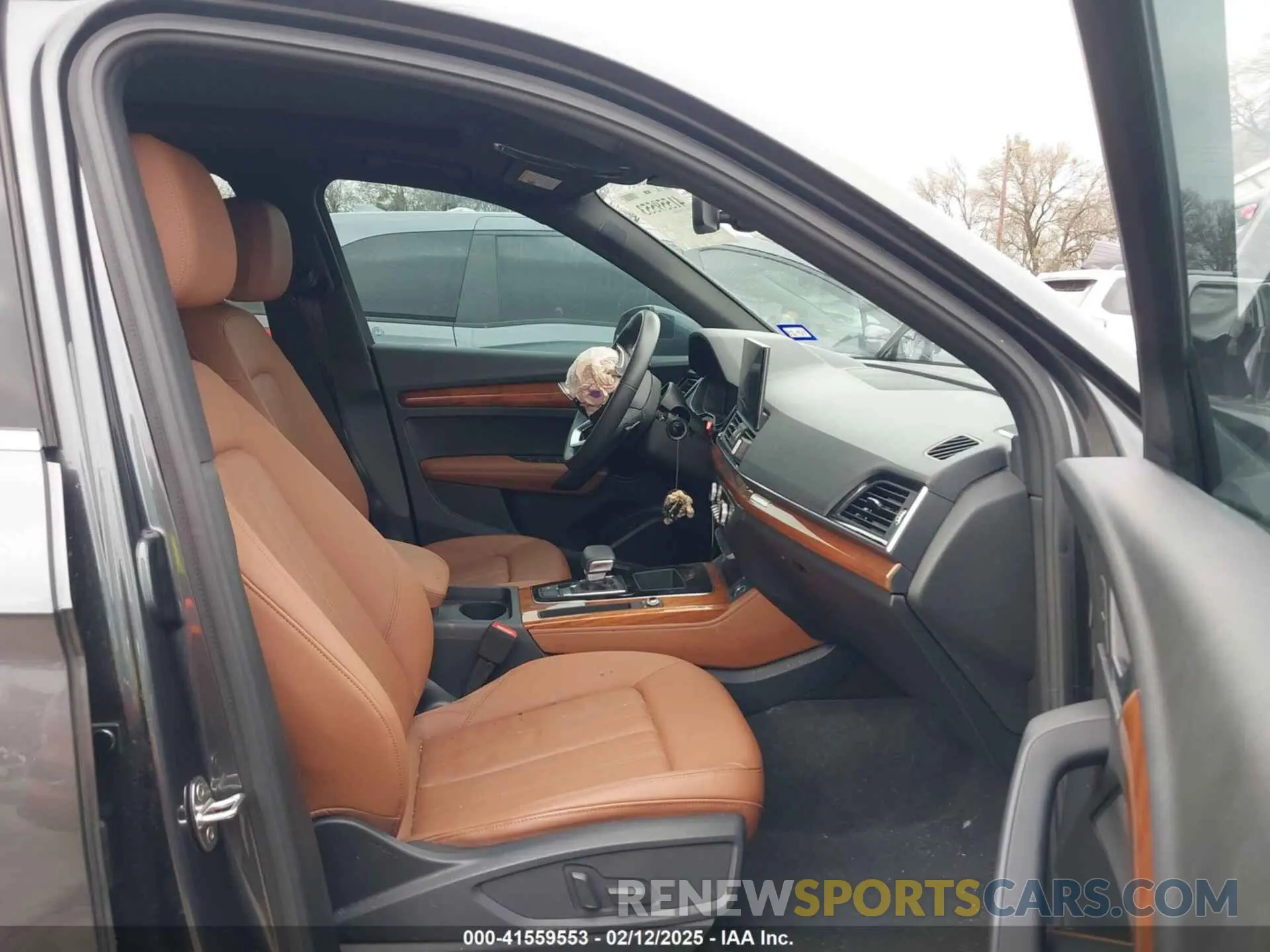 5 fotografías del automóvil dañado WA1EAAFY2P2019020 AUDI Q5 2023