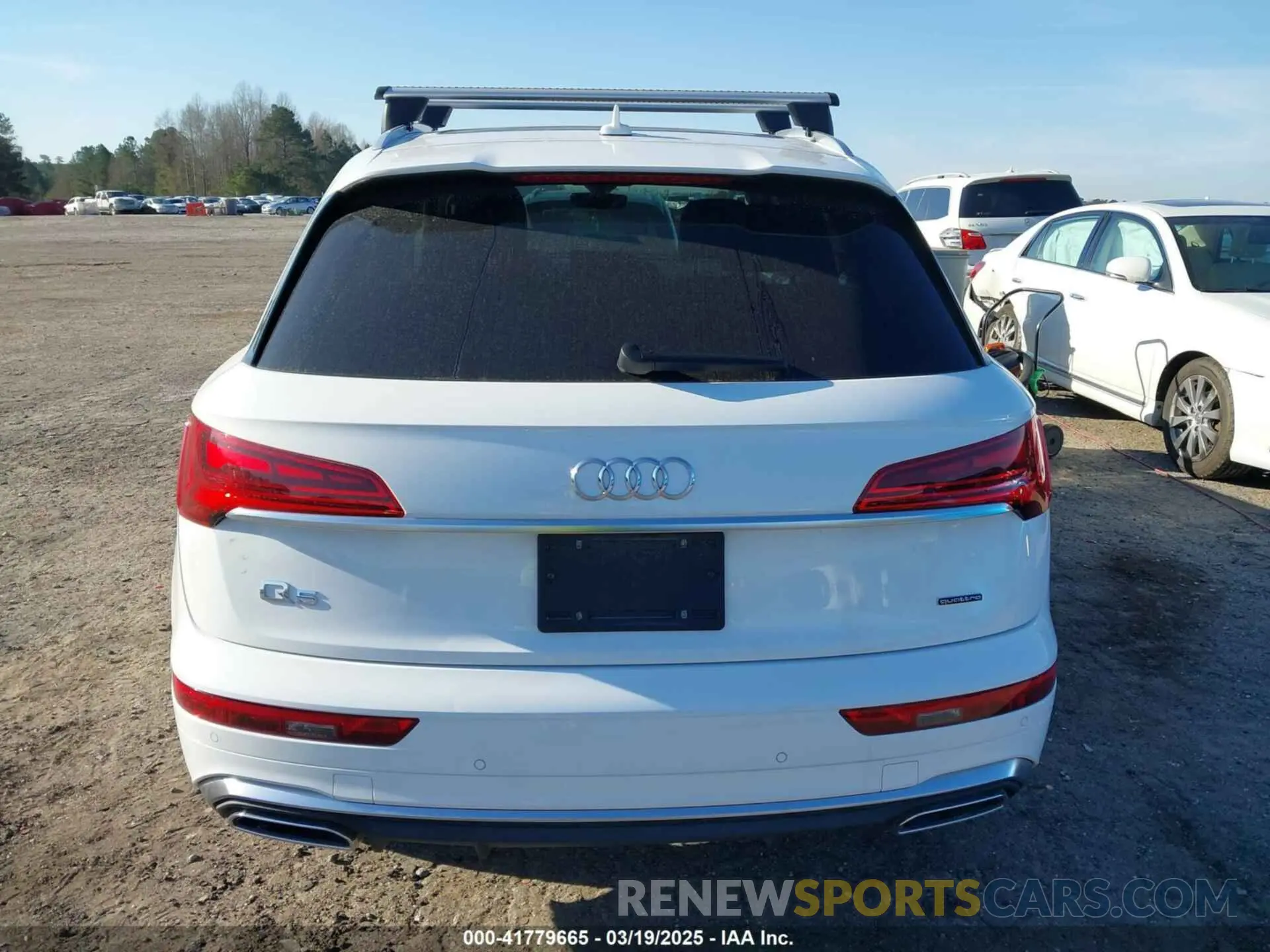 16 fotografías del automóvil dañado WA1EAAFY3P2116212 AUDI Q5 2023
