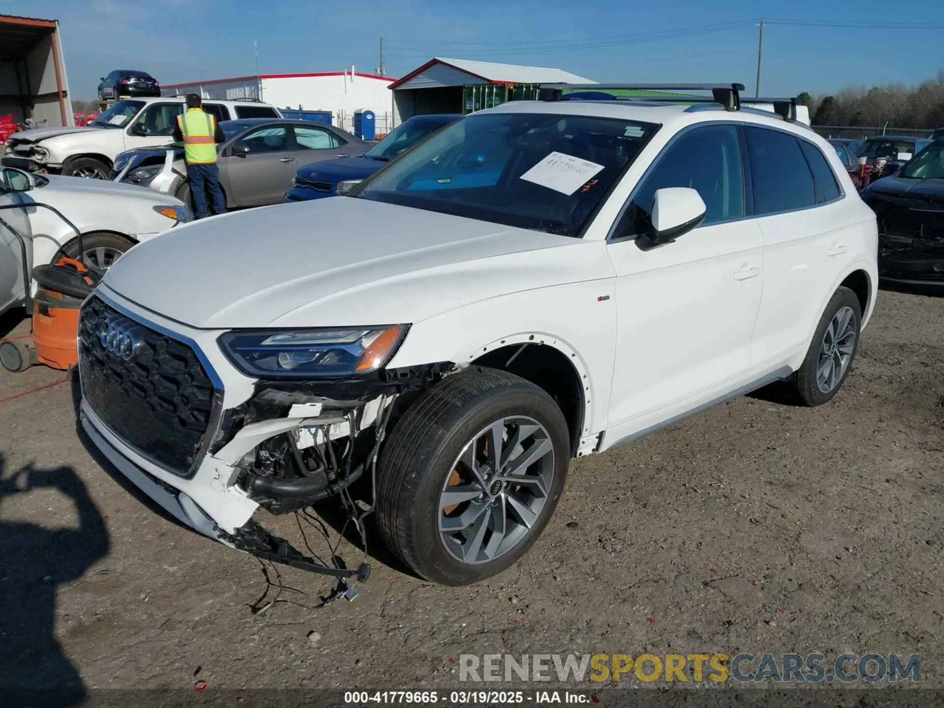2 fotografías del automóvil dañado WA1EAAFY3P2116212 AUDI Q5 2023