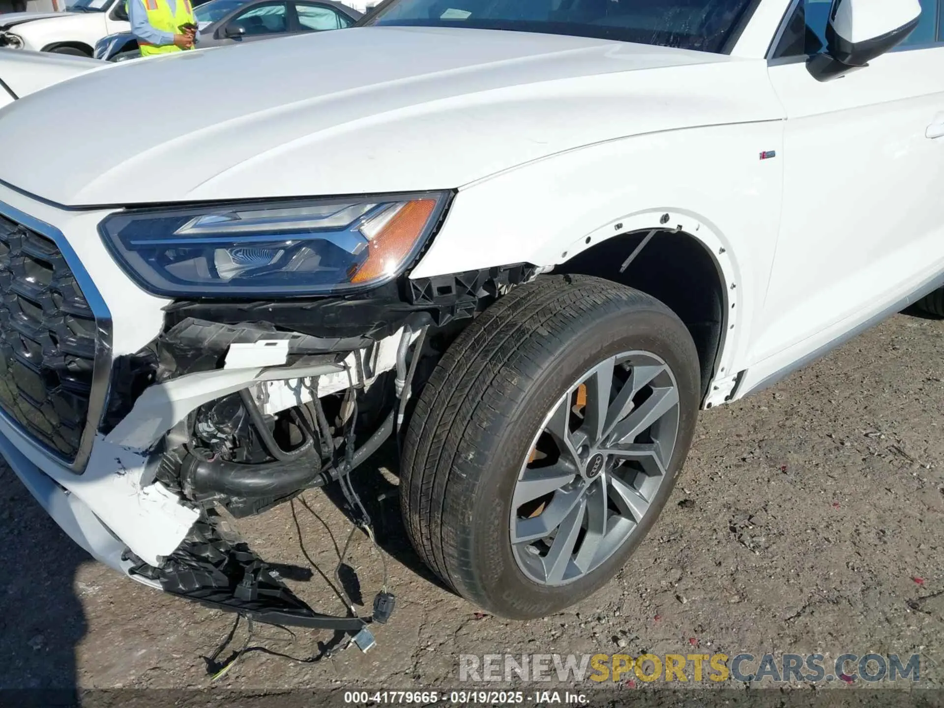 6 fotografías del automóvil dañado WA1EAAFY3P2116212 AUDI Q5 2023