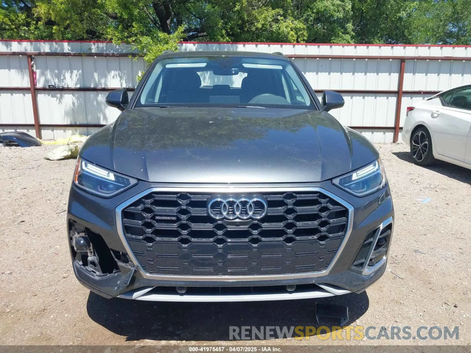 13 fotografías del automóvil dañado WA1EAAFY3P2123399 AUDI Q5 2023