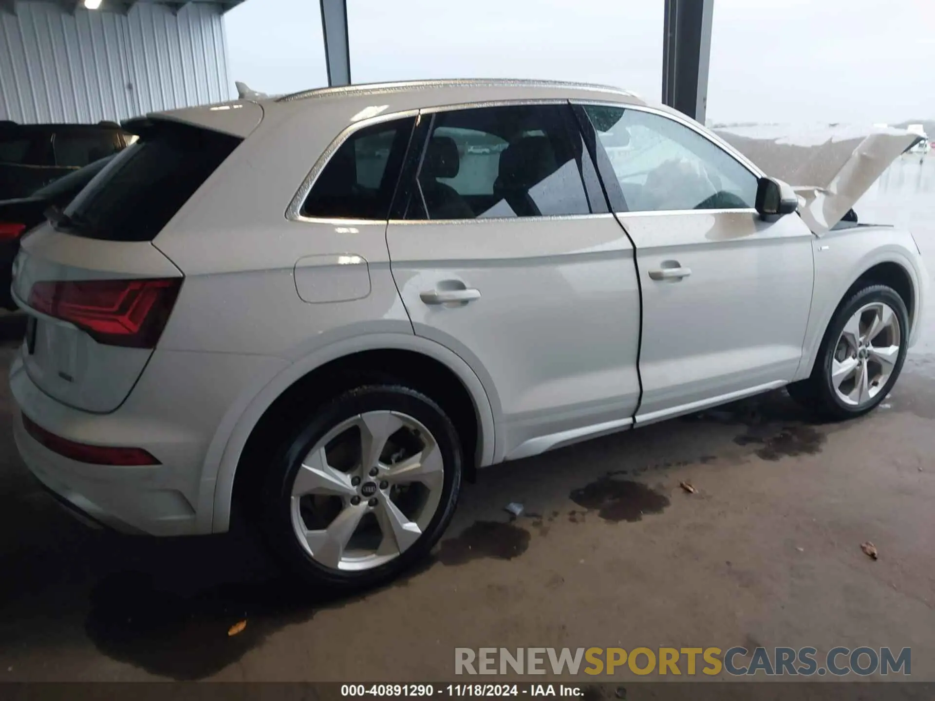 4 fotografías del automóvil dañado WA1EAAFY4P2119541 AUDI Q5 2023