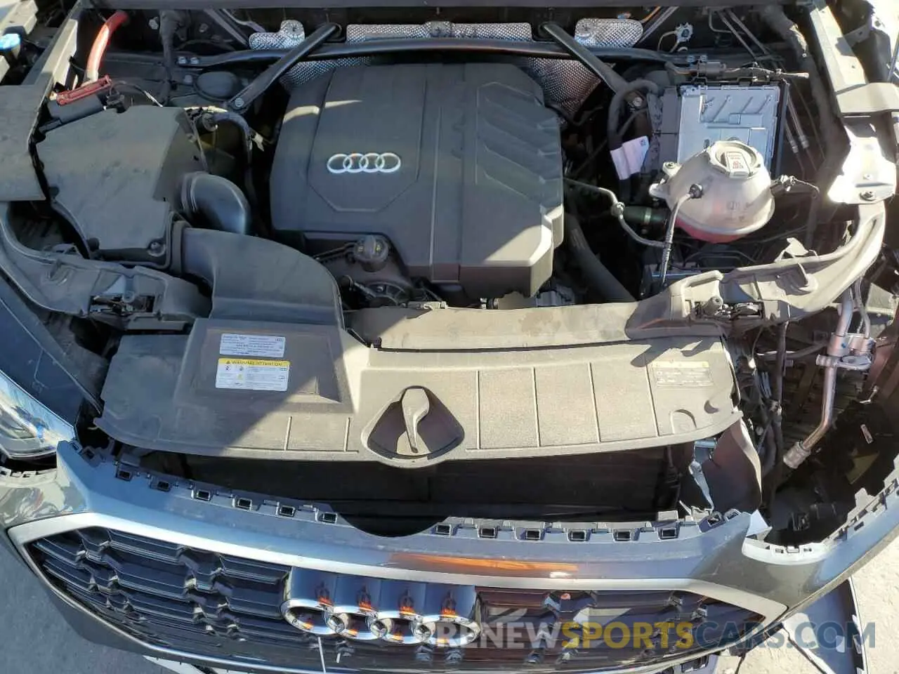 12 fotografías del automóvil dañado WA1EAAFY4P2152670 AUDI Q5 2023