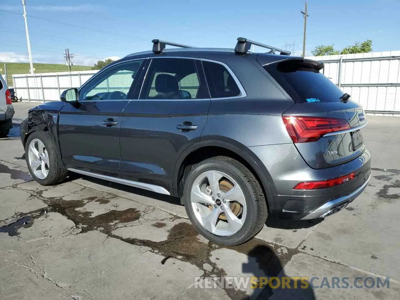 2 fotografías del automóvil dañado WA1EAAFY4P2152670 AUDI Q5 2023