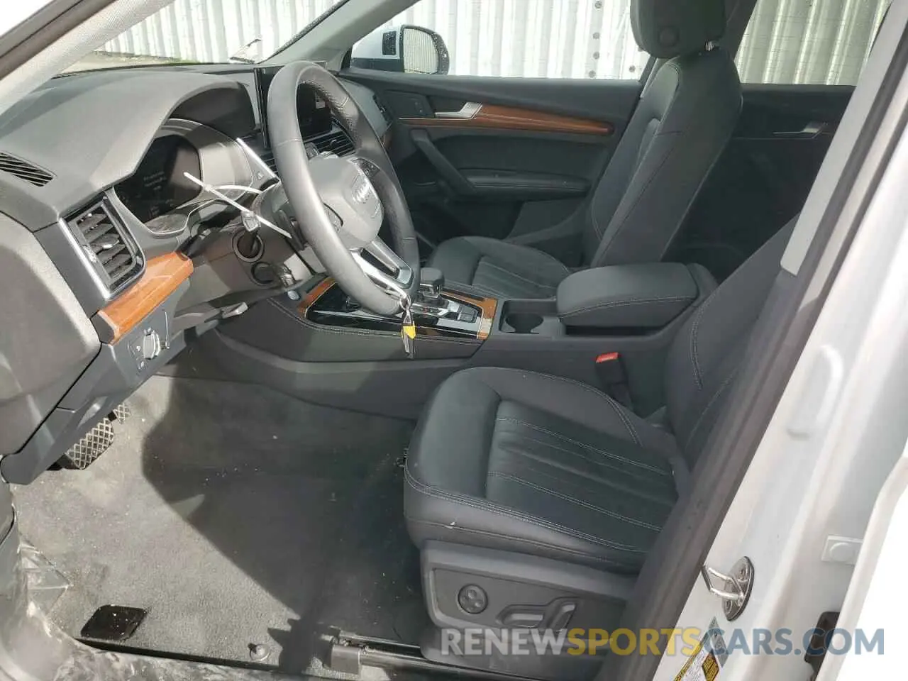 7 fotografías del automóvil dañado WA1EAAFY4P2160526 AUDI Q5 2023