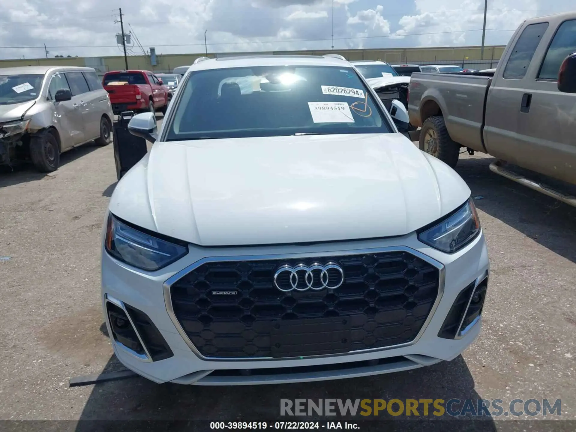 12 fotografías del automóvil dañado WA1EAAFY5P2122402 AUDI Q5 2023