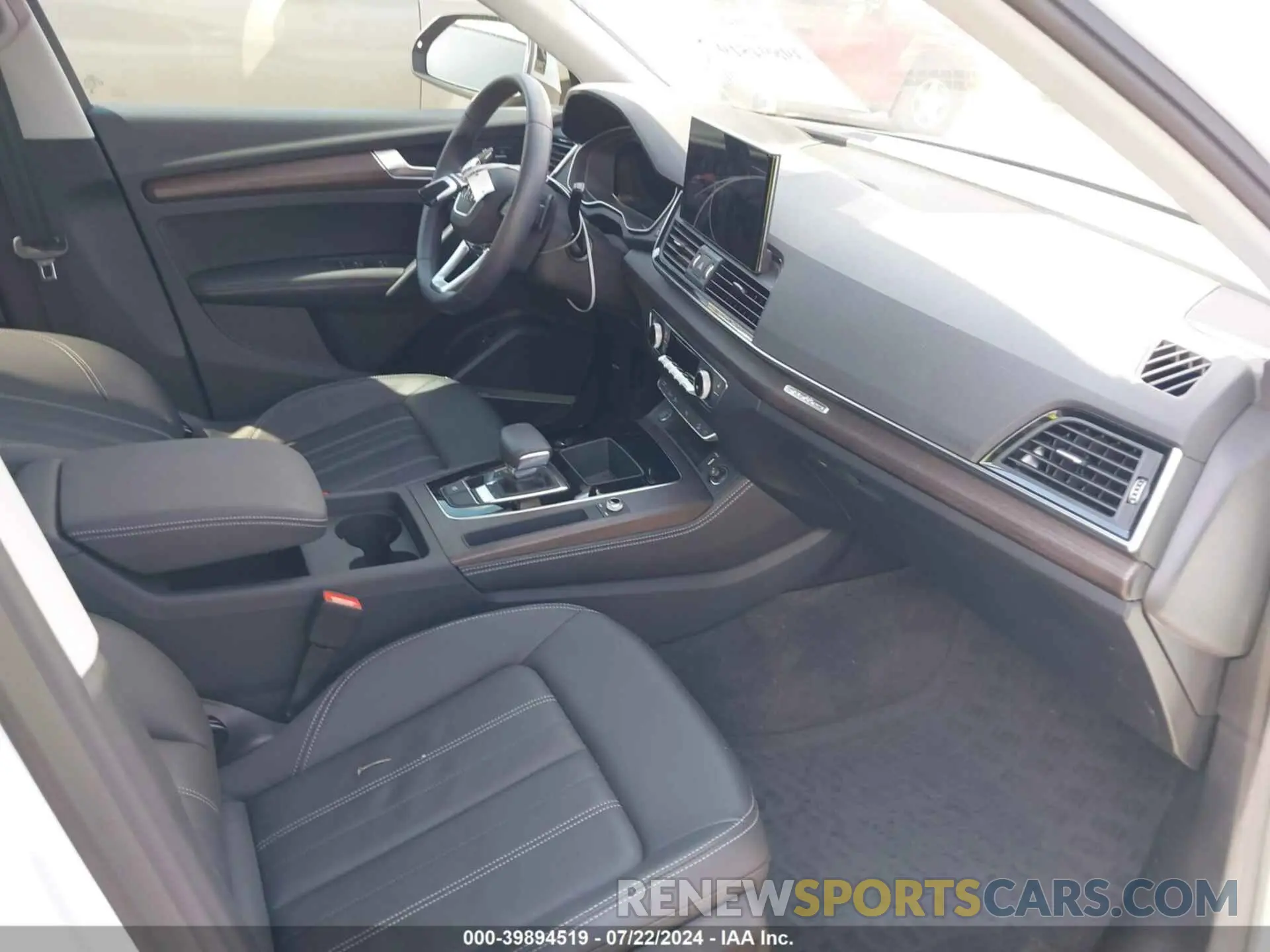 5 fotografías del automóvil dañado WA1EAAFY5P2122402 AUDI Q5 2023