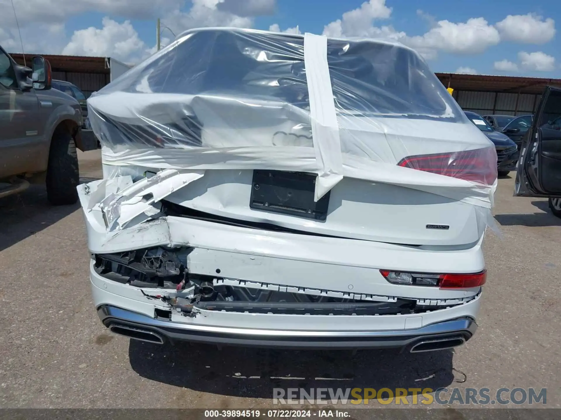 6 fotografías del automóvil dañado WA1EAAFY5P2122402 AUDI Q5 2023