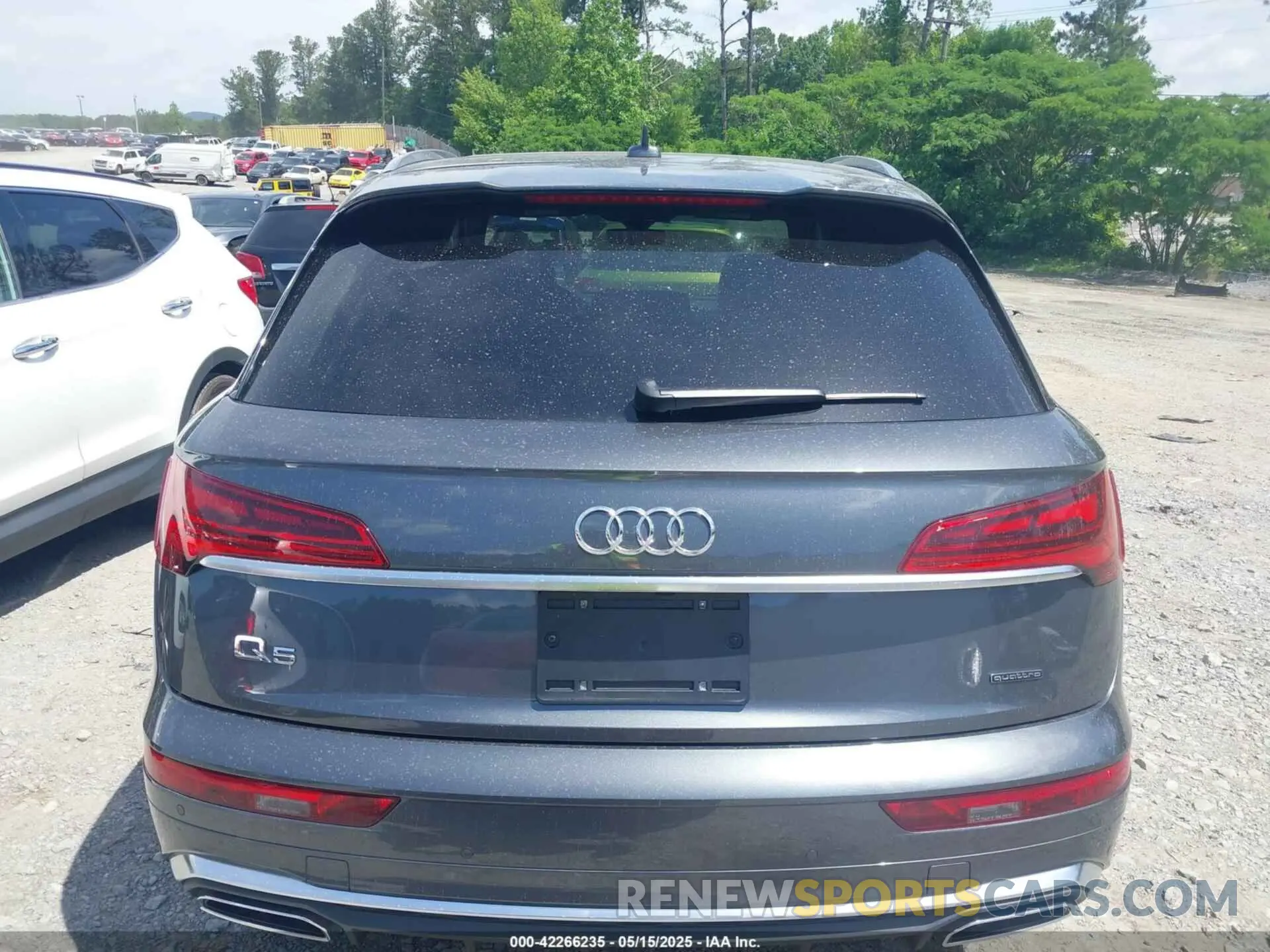 16 fotografías del automóvil dañado WA1EAAFY6P2016122 AUDI Q5 2023