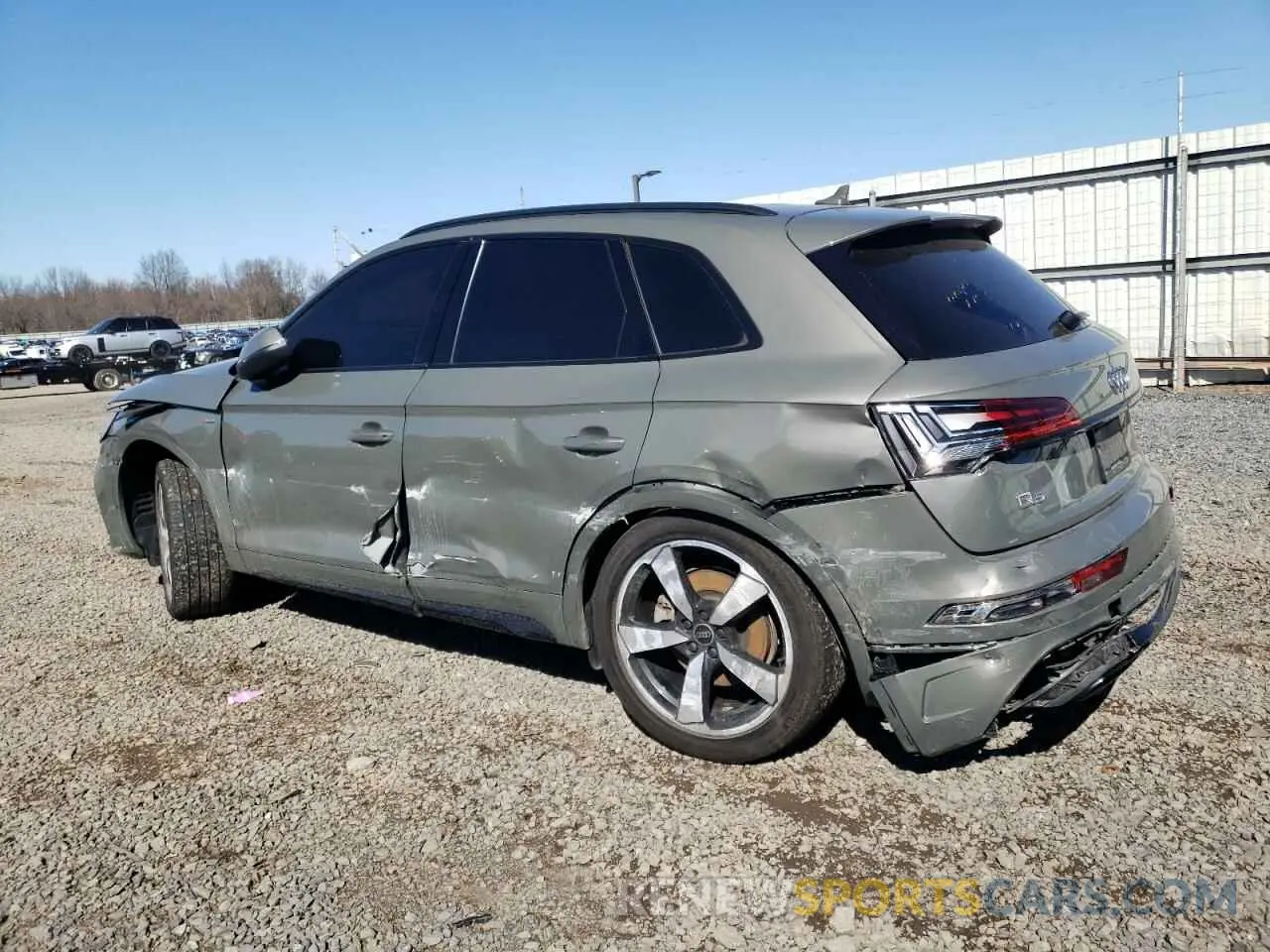 2 fotografías del automóvil dañado WA1EAAFY6P2136552 AUDI Q5 2023