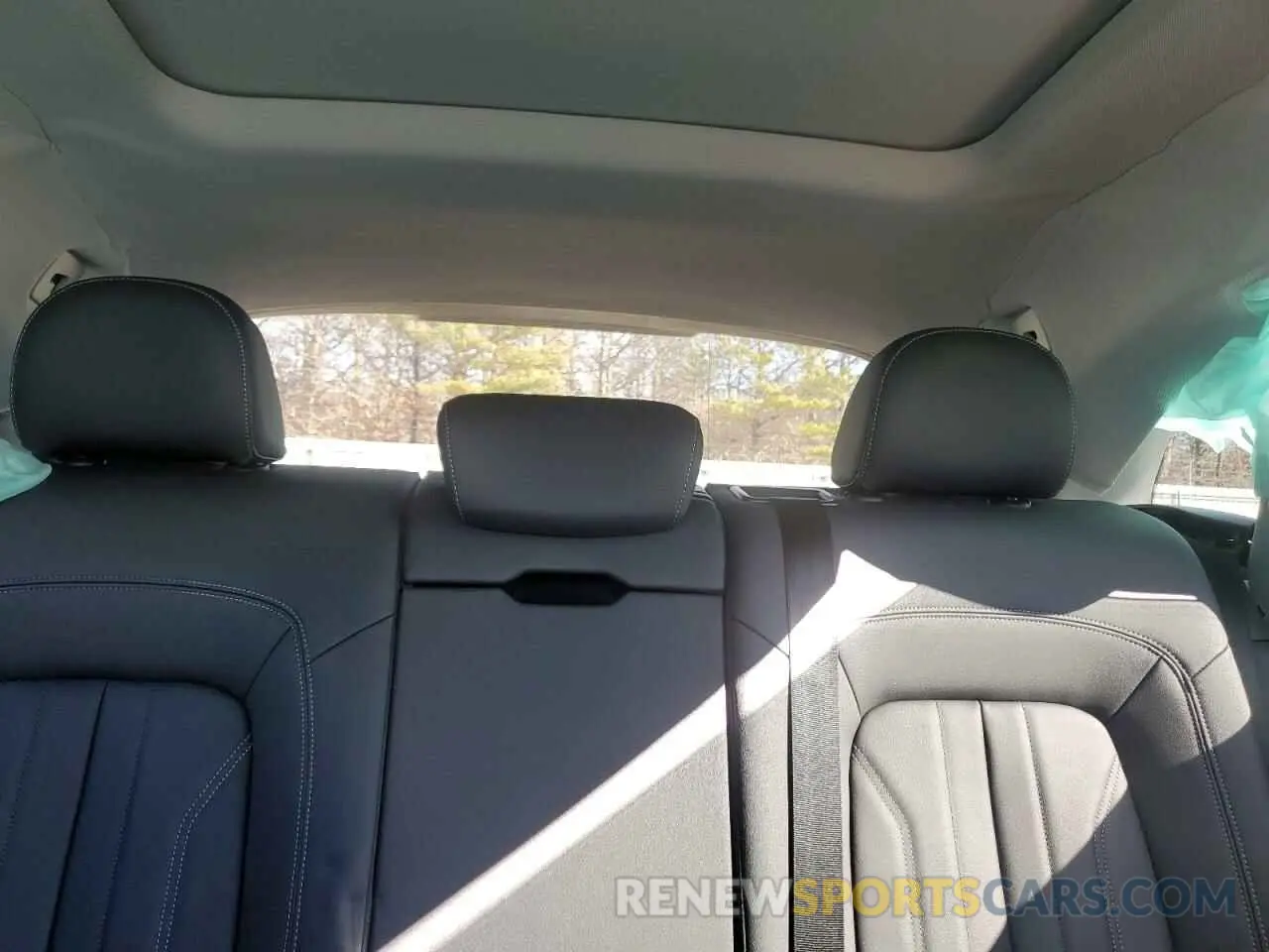 10 fotografías del automóvil dañado WA1EAAFY7P2002410 AUDI Q5 2023