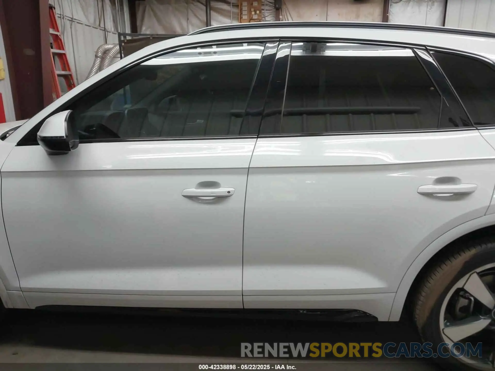 14 fotografías del automóvil dañado WA1EAAFYXP2061578 AUDI Q5 2023