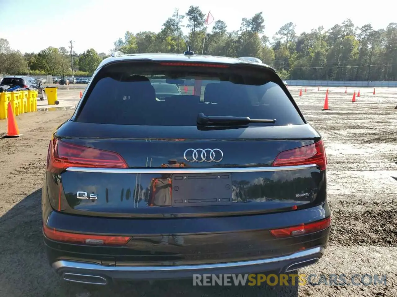 6 fotografías del automóvil dañado WA1EABFY8P2069068 AUDI Q5 2023