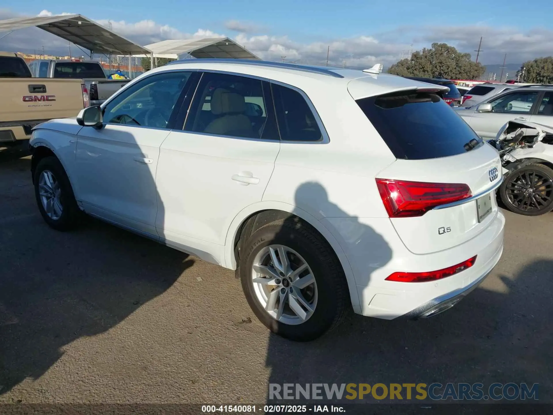 3 fotografías del automóvil dañado WA1GAAFY7P2162649 AUDI Q5 2023