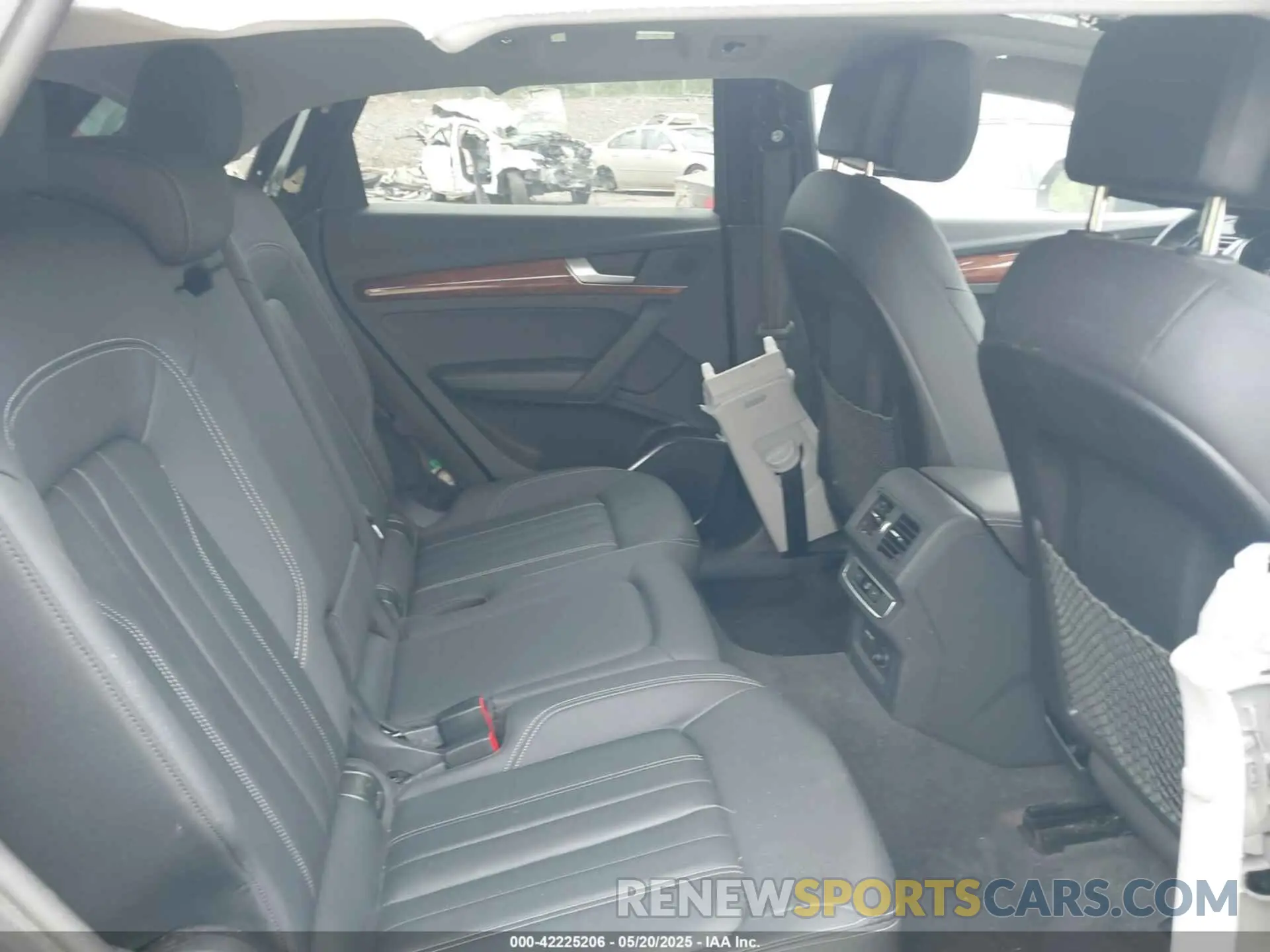 8 fotografías del automóvil dañado WA1GAAFYXP2068698 AUDI Q5 2023
