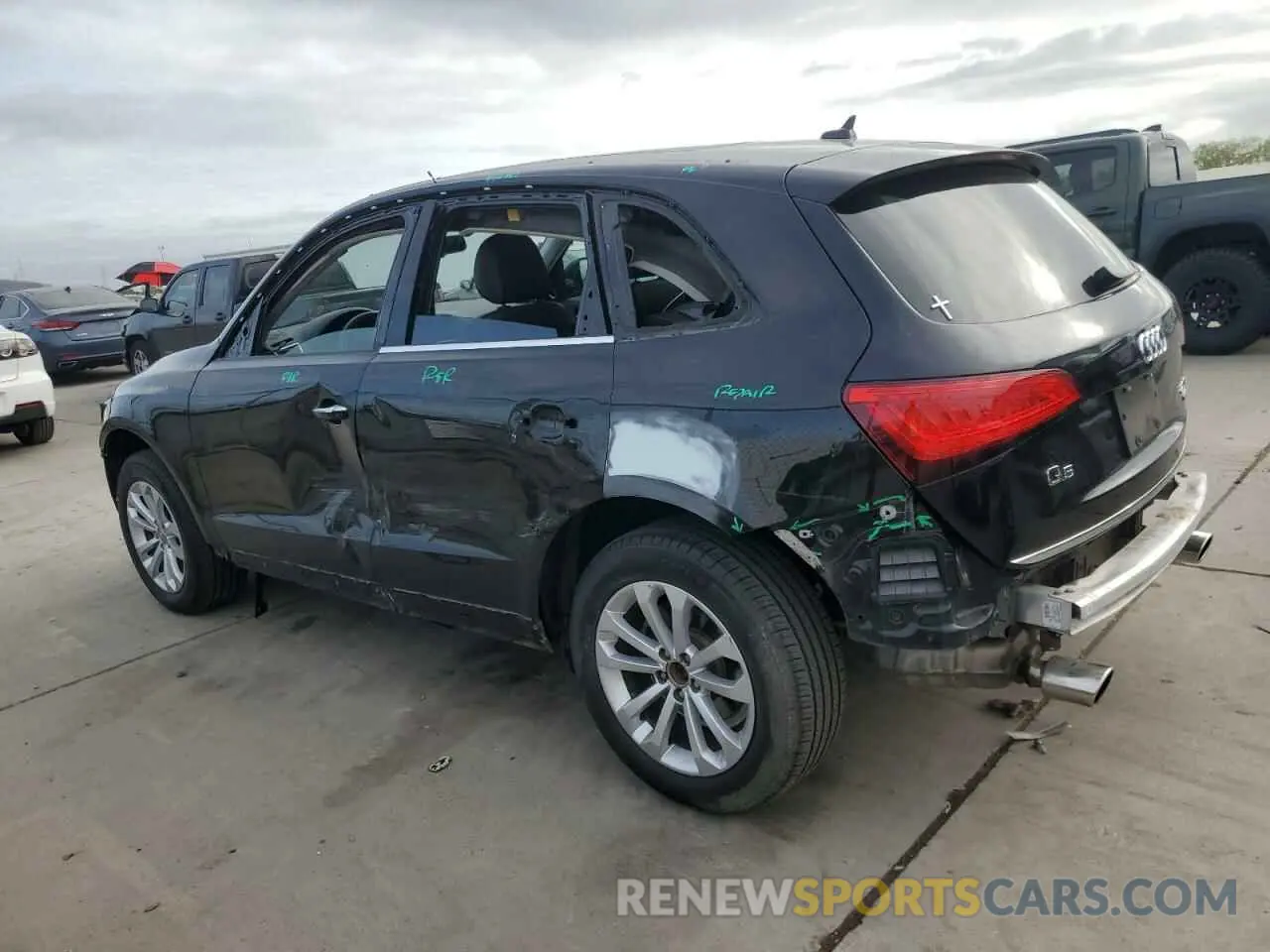 2 fotografías del automóvil dañado WA1LFAFP1FA124152 AUDI Q5 2023