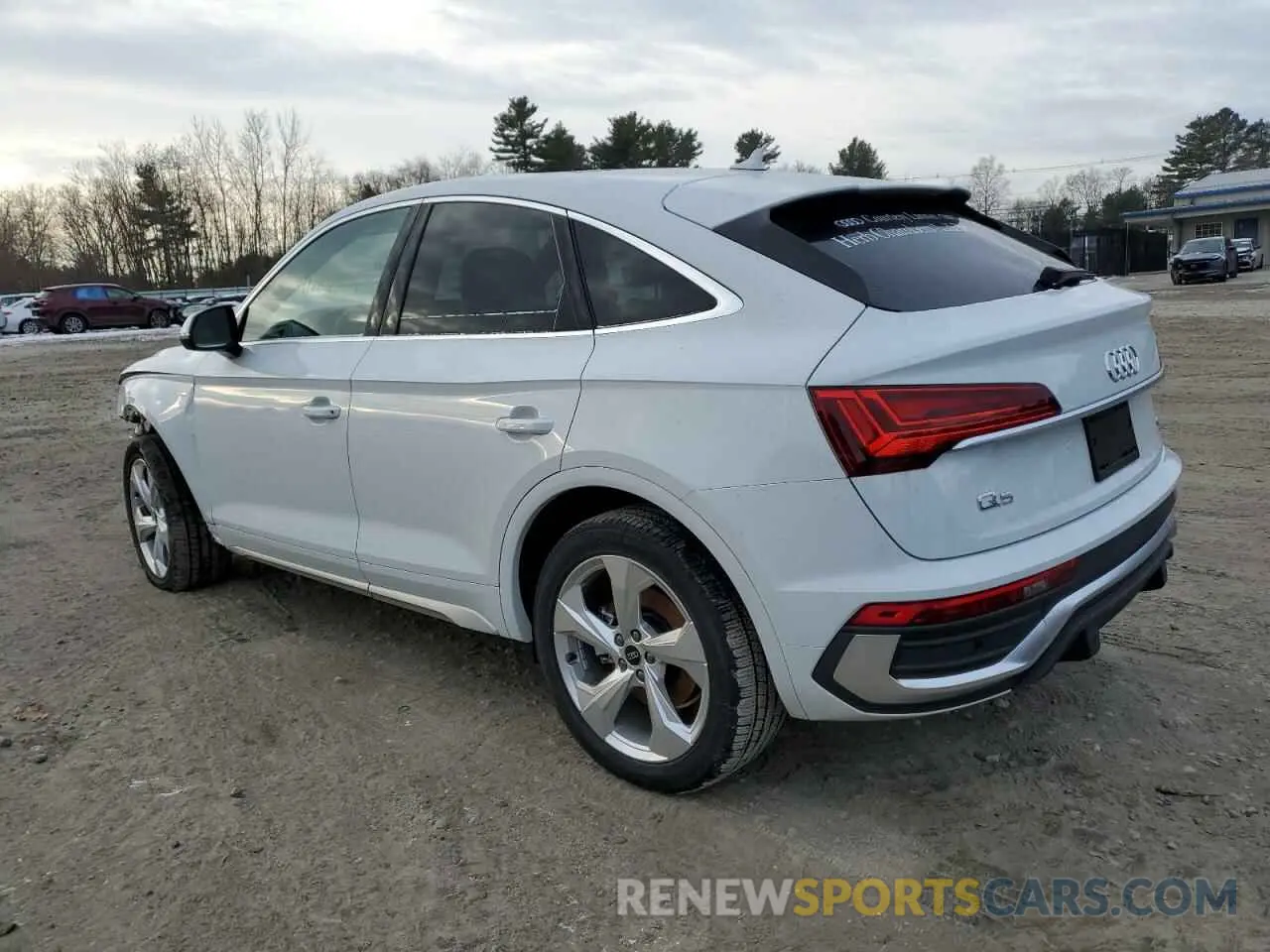 2 fotografías del automóvil dañado WA14AAFY3R2106861 AUDI Q5 2024