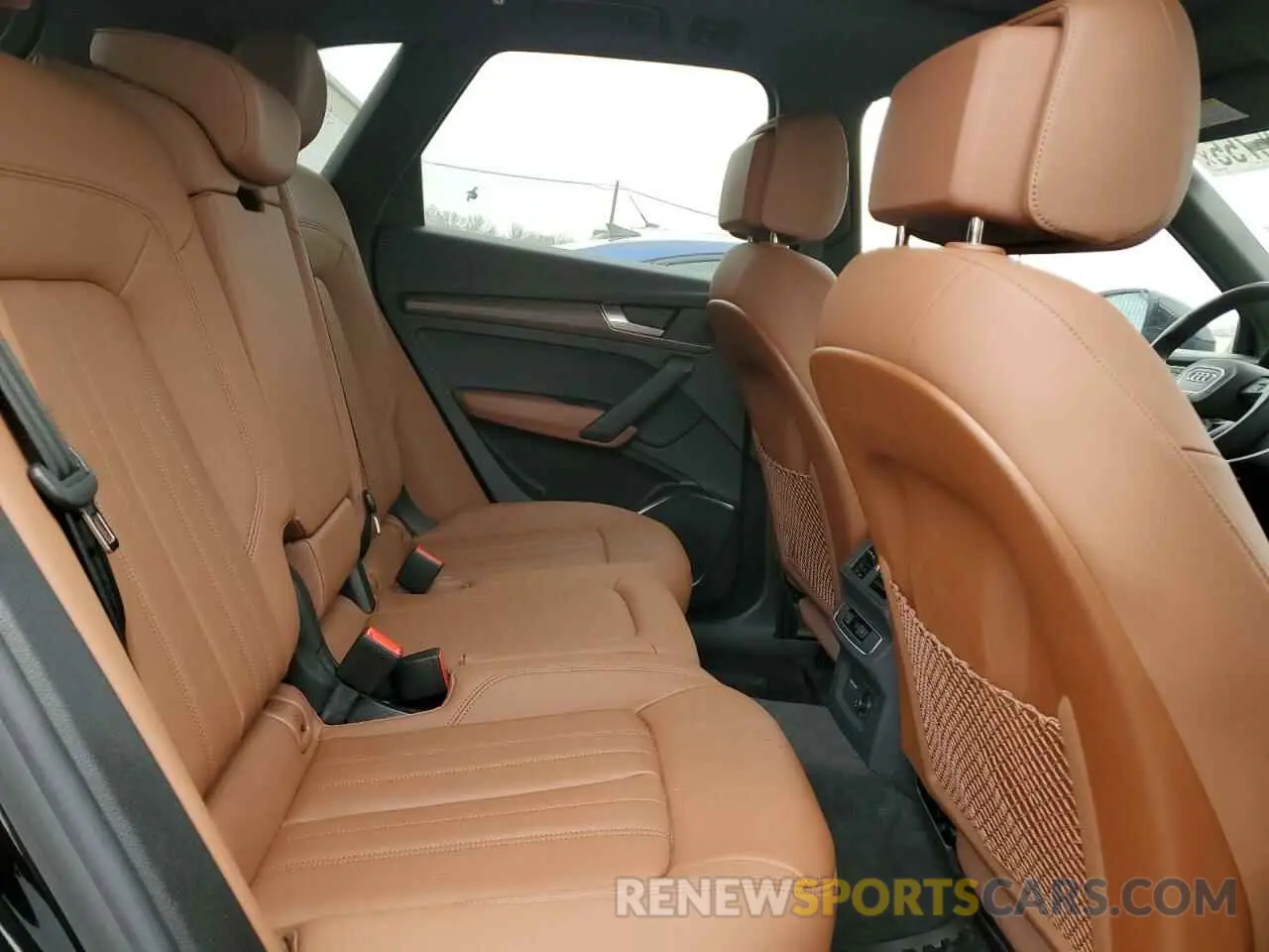 10 fotografías del automóvil dañado WA1ABAFY0R2100659 AUDI Q5 2024
