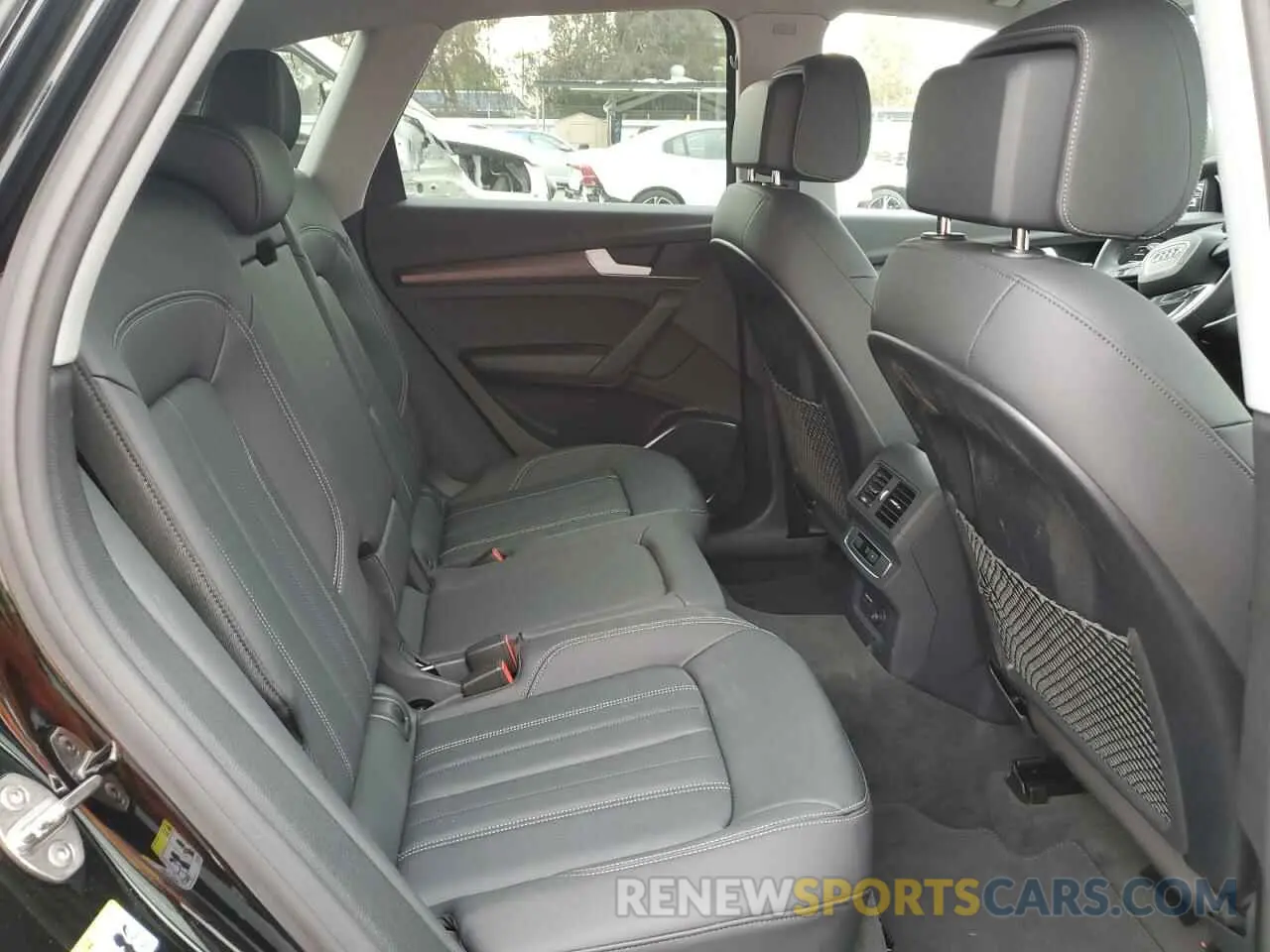 11 fotografías del automóvil dañado WA1ABAFY6R2137571 AUDI Q5 2024