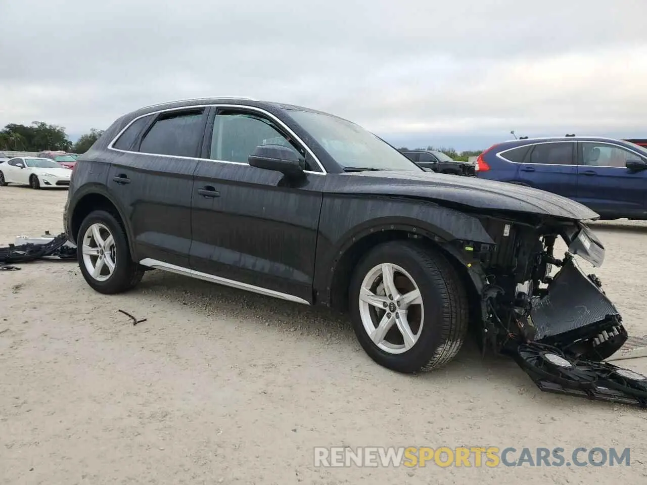 4 fotografías del automóvil dañado WA1ABAFY9R2083635 AUDI Q5 2024