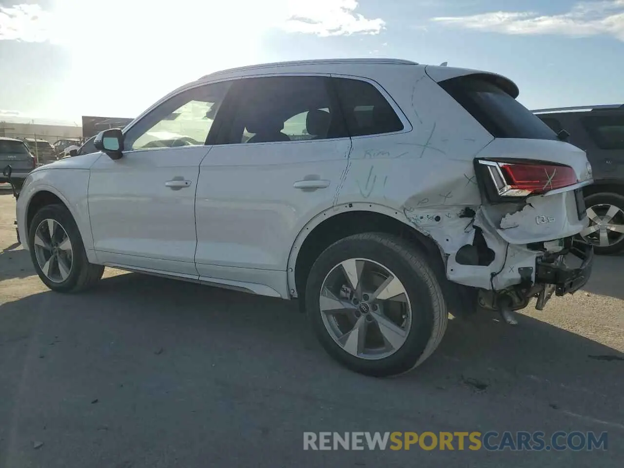 2 fotografías del automóvil dañado WA1BBAFY8R2047116 AUDI Q5 2024
