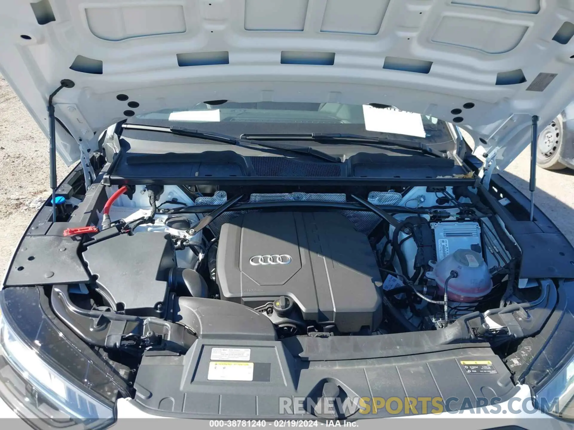 10 fotografías del automóvil dañado WA1BBAFYXR2021455 AUDI Q5 2024
